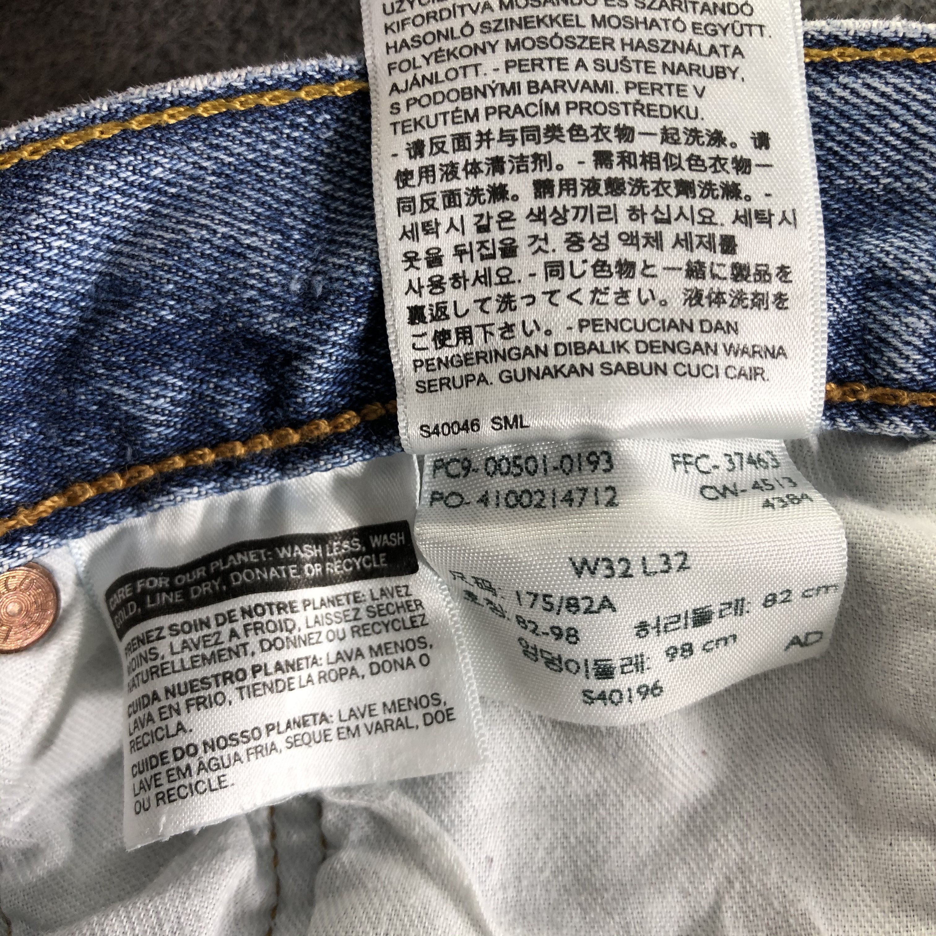 Levi's Vintage Blue Wash Levis 501 Jeans-J3428 Size US 31 - 10 Thumbnail