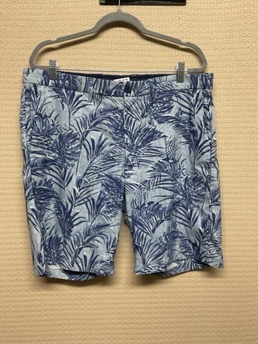Tommy Bahama NWT Tommy Bahama Stretch Beach Chino Shorts Men Size 38 Size US 38 / EU 54 - 10 Thumbnail
