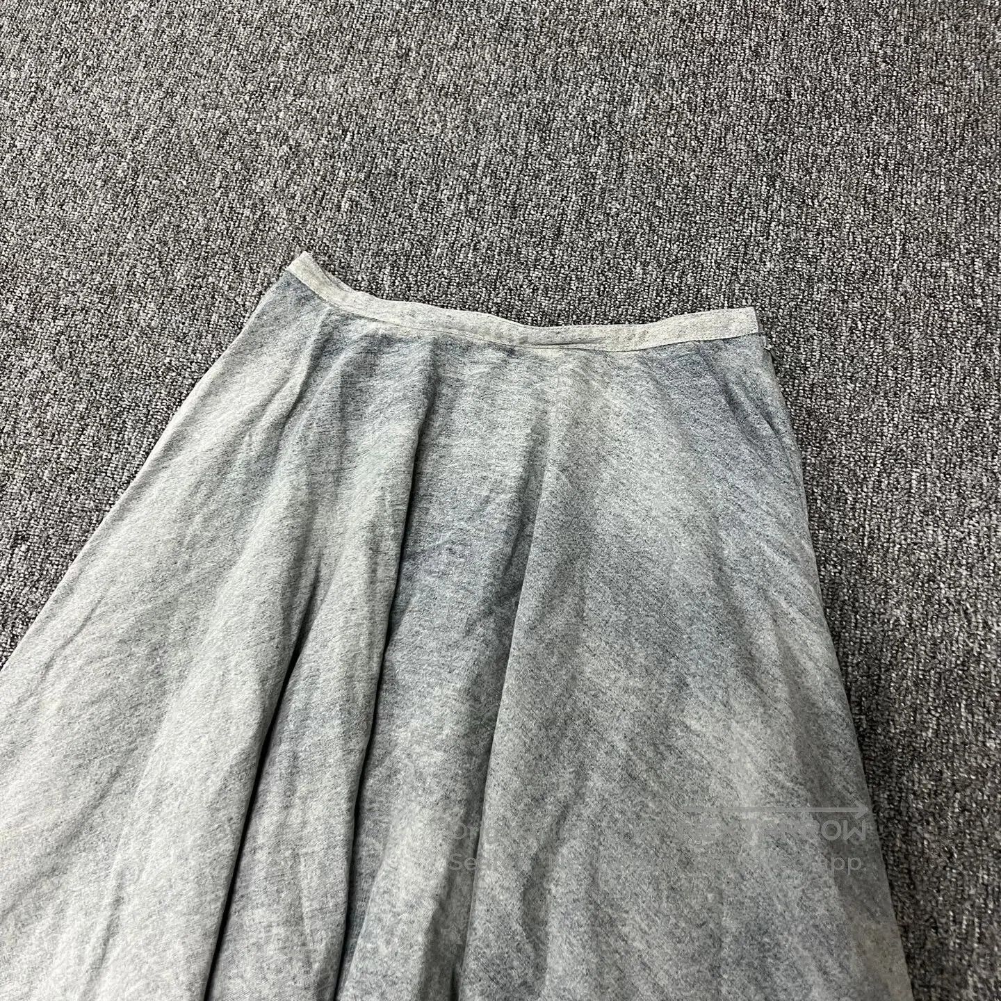 Dior Dior size M Graduated denim half-skirt| Size 28" / US 6 / IT 42 - 3 Thumbnail