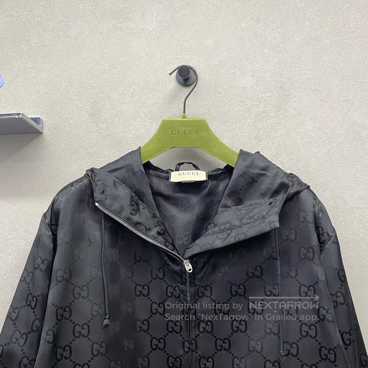 Gucci gucci full logo black coat size 50. Size US M / EU 48-50 / 2 - 4 Thumbnail