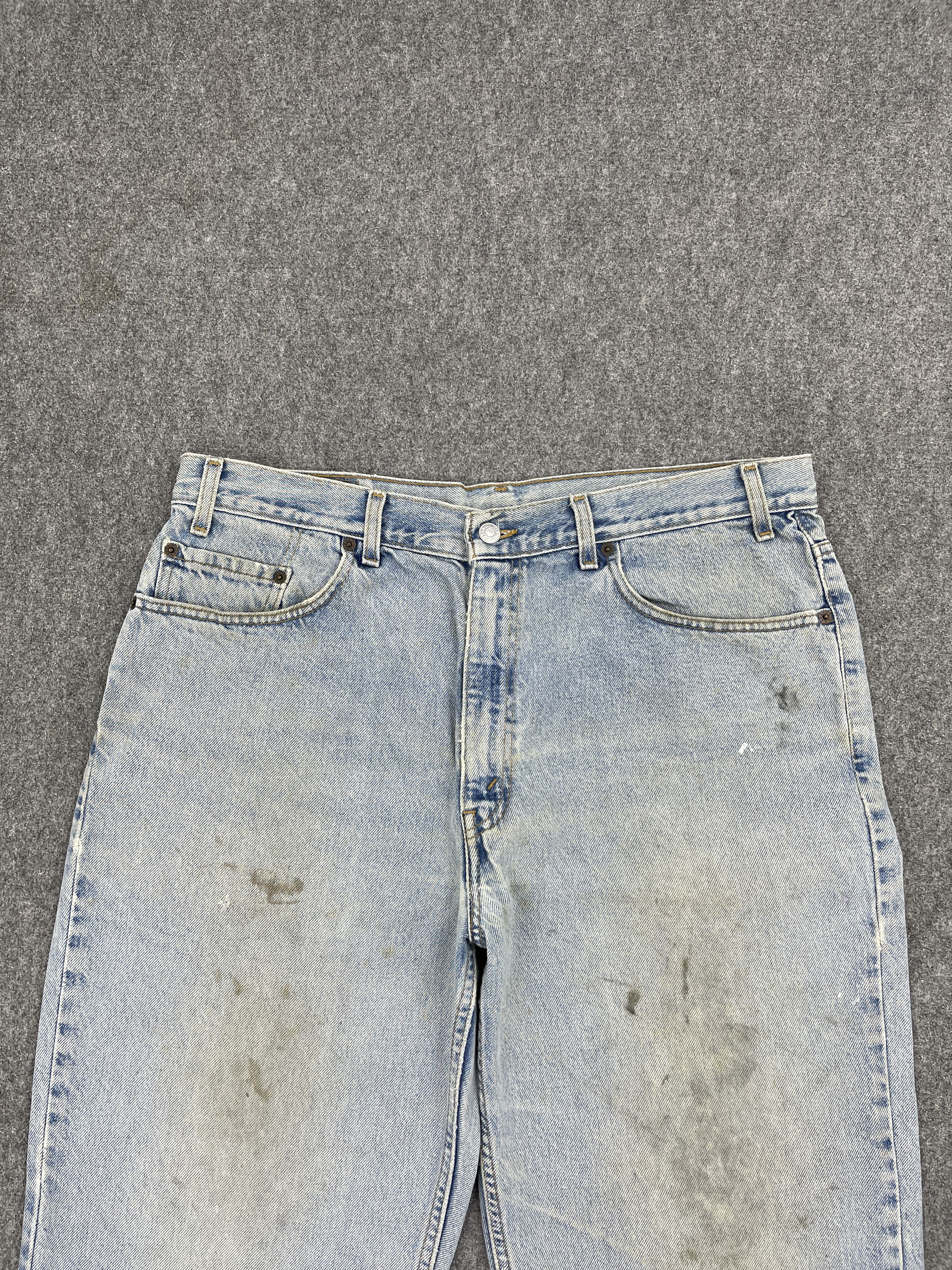 Levi's 90s Vintage Levis Relaxed Light Washed Dirty Jeans DP2581 Size US 36 / EU 52 - 2 Thumbnail