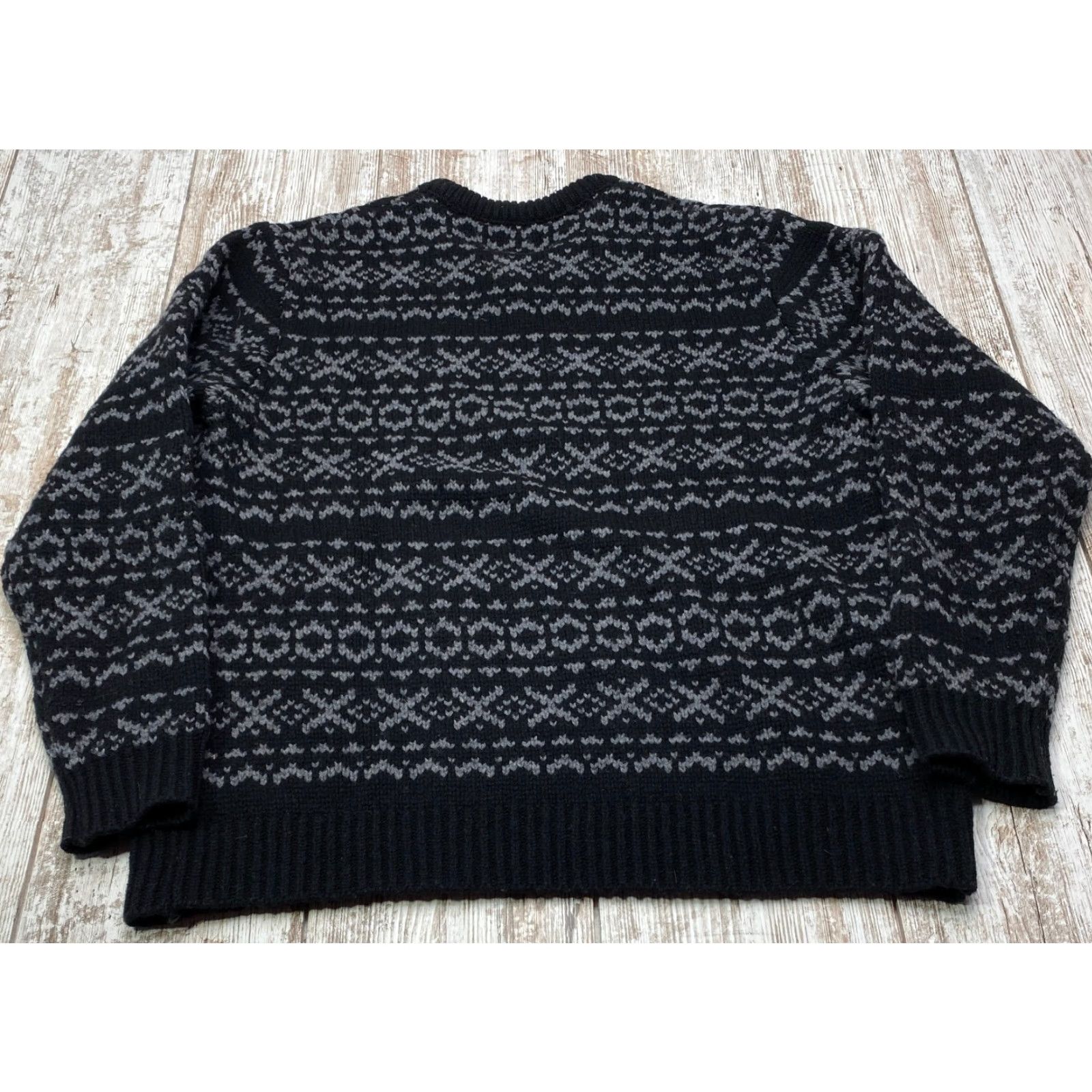 Vintage VINTAGE Refectory Sweater Mens Large Black Lambs Wool Fair Isle Nordic Icelandic 7573 Size US L / EU 52-54 / 3 - 6 Thumbnail