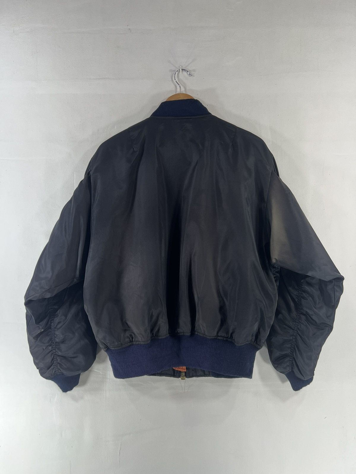 Japanese Brand × Vintage Vintage Full Zipper Sunfaded Bomber Jacket Size US L / EU 52-54 / 3 - 2 Thumbnail