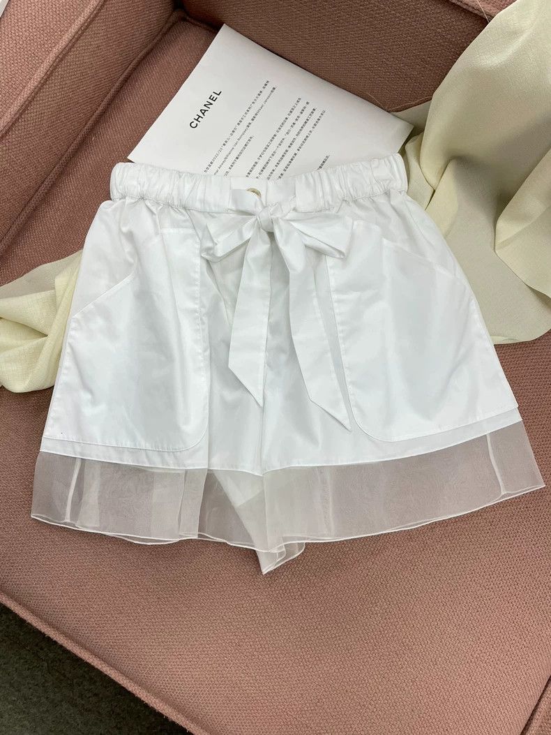 Chanel Chanel White Bow Mesh Shorts Size US 38 / EU 54 - 1 Thumbnail