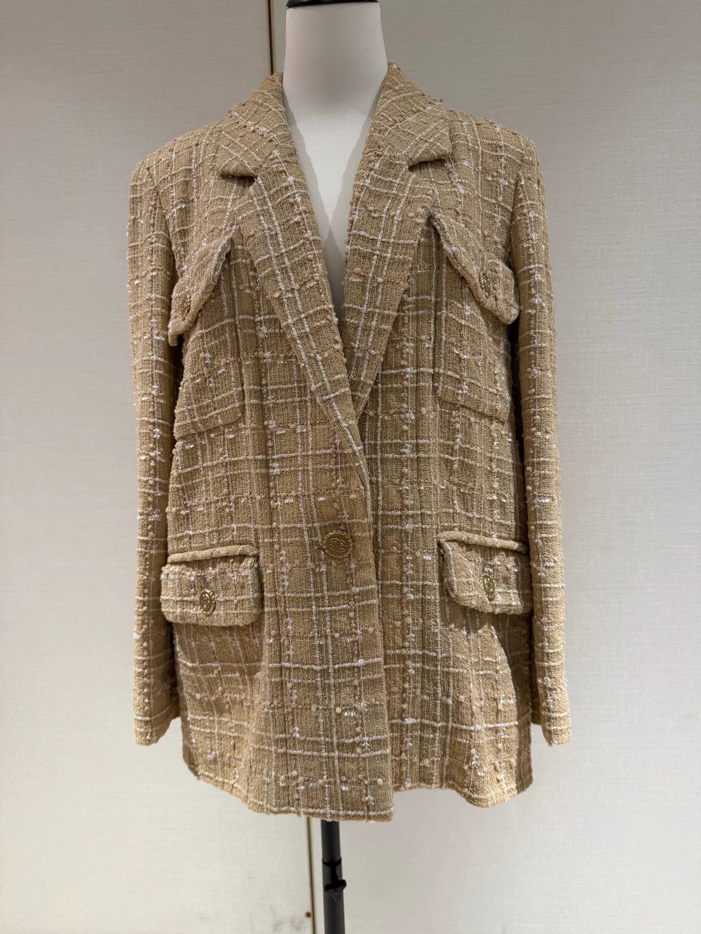 Chanel Chanel 19S Gold Plaid Blazer Size US M / EU 48-50 / 2 - 1 Thumbnail