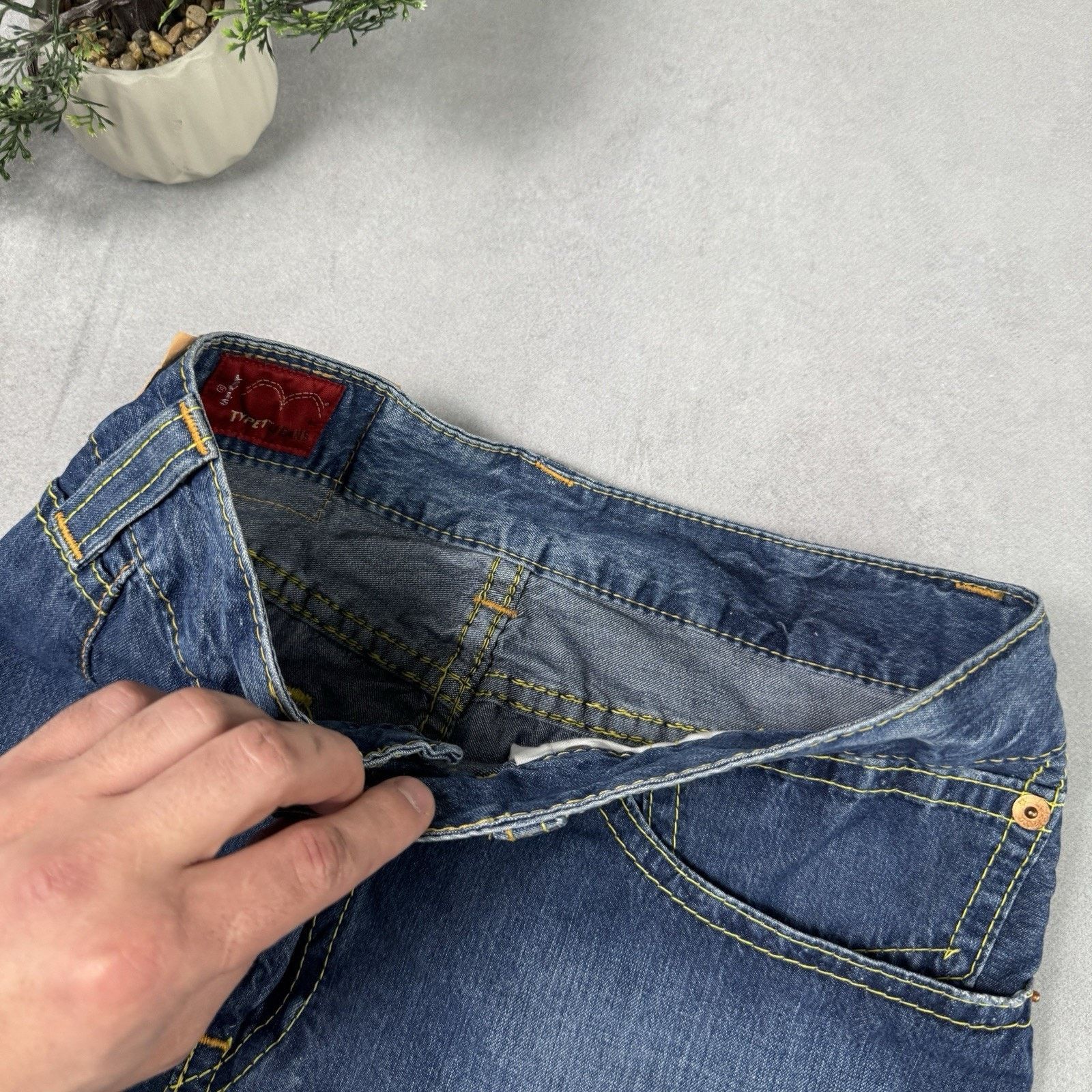 Levi's Vintage Levis Mini Skirt Size Sx Blue Denim Short Size 28" / US 6 / IT 42 - 8 Thumbnail