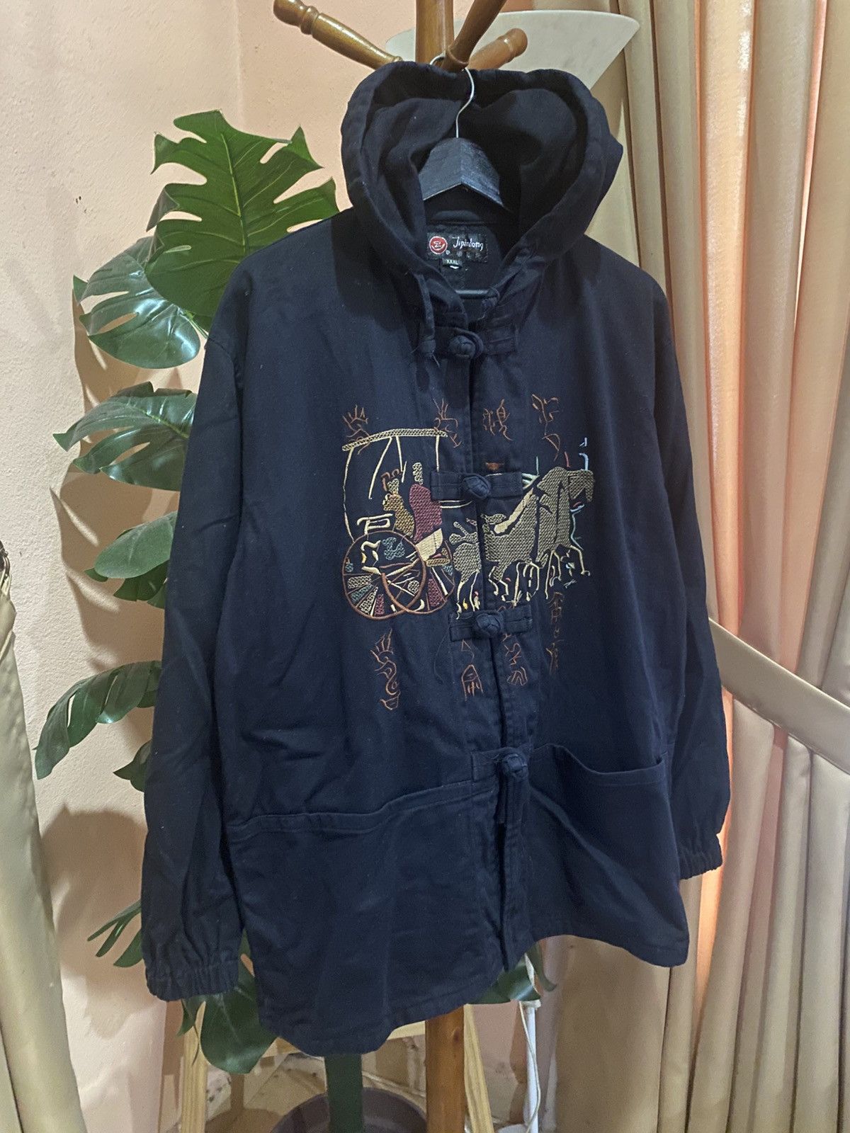 Japanese Brand Vintage Navy Blue Embroidered Hooded Jacket by Jinlong Size XL / US 12-14 / IT 48-50 - 4 Thumbnail