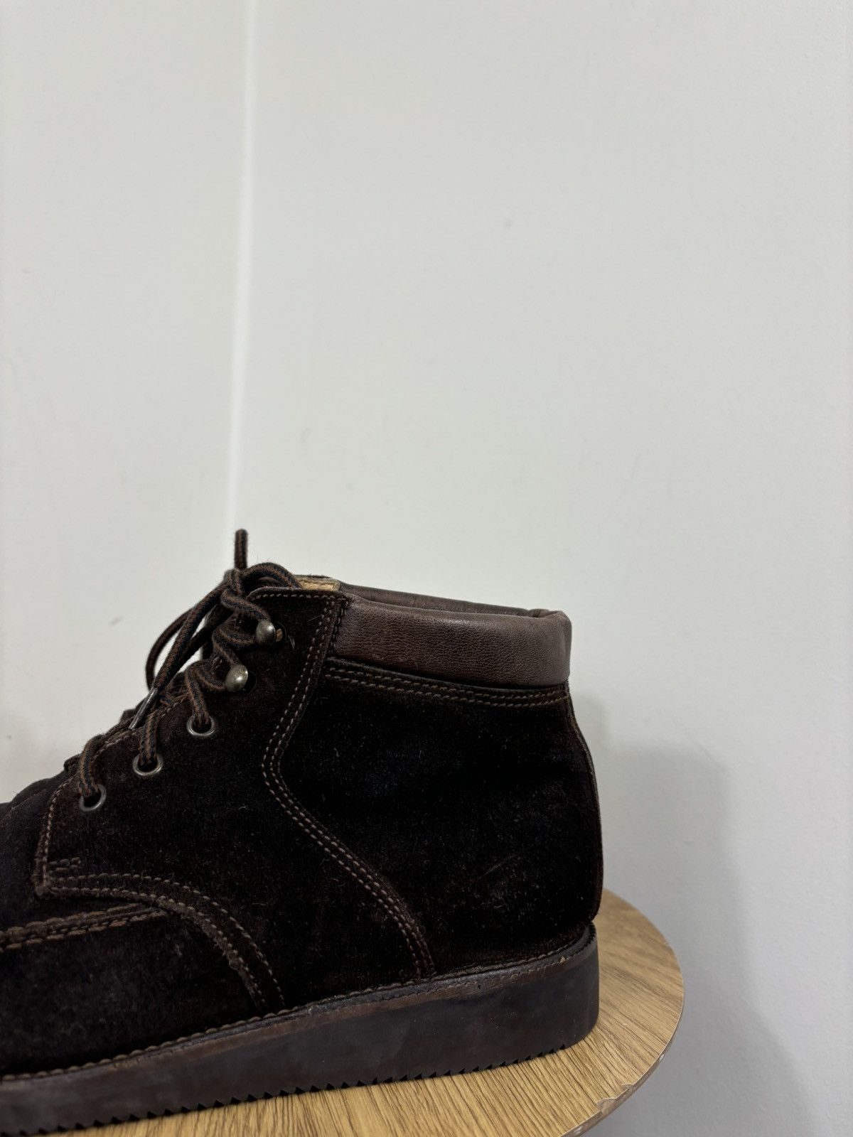 Bally Bally Men’s Swiss-Made Split Toe Brown Suede Chukka Boots Size US 8.5 / EU 41-42 - 11 Thumbnail