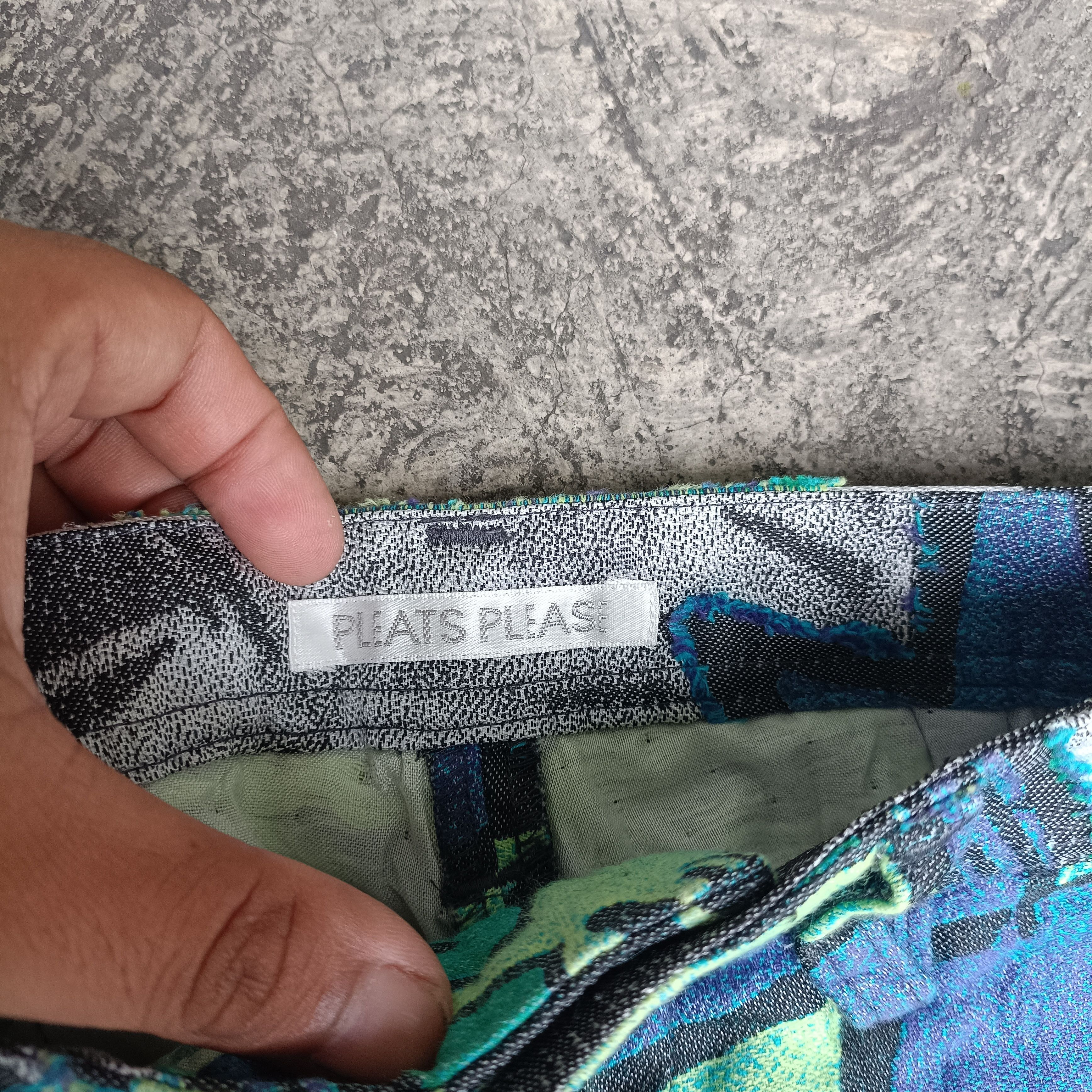 Pleats Please Issey Miyake RARE Pleats Please Anime Manga Japan Patern Cotton Size 28" / US 6 / IT 42 - 13 Thumbnail