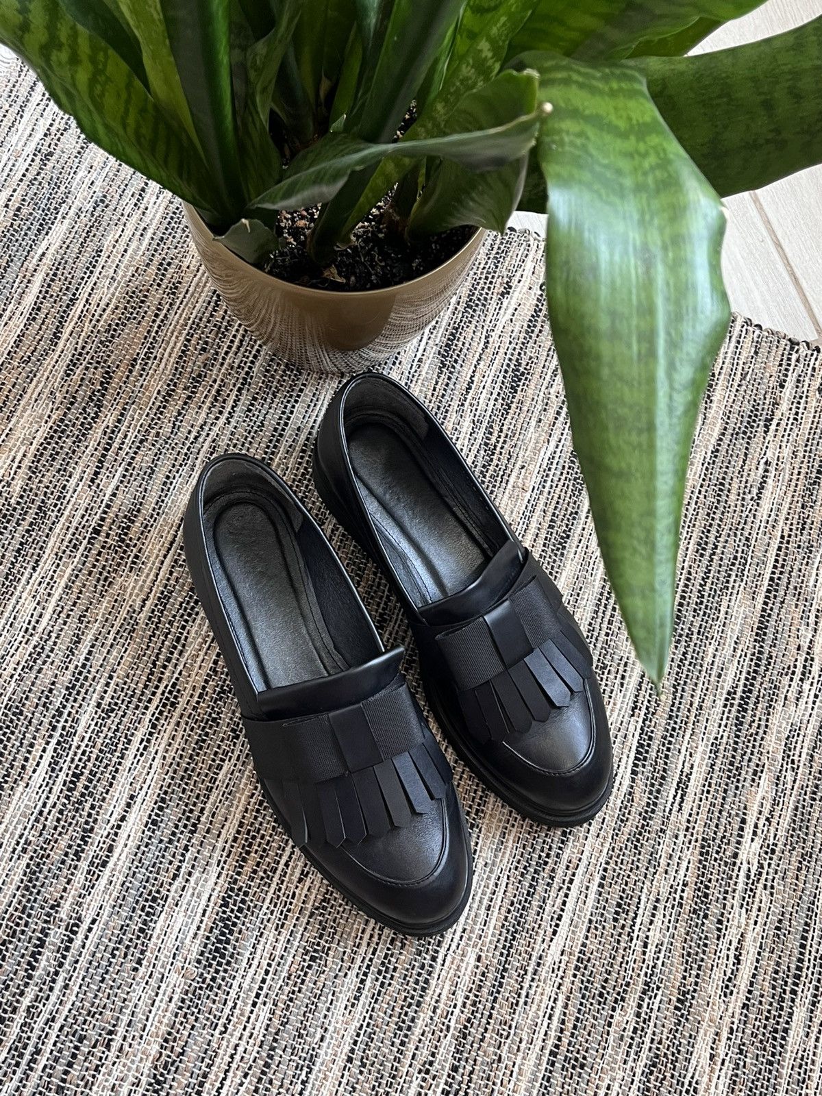 Vintage Vintage Leather Loafers black formal shoes minimalistic Size US 7.5 / IT 37.5 - 5 Thumbnail