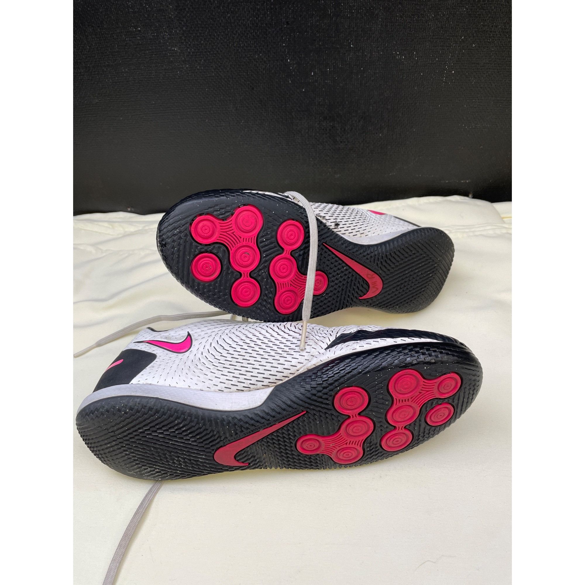 Nike Nike Phantom Womens White Pink Sneakers Shoes Size 5.5 SKU 6 Size US 5.5 / IT 35.5 - 7 Thumbnail