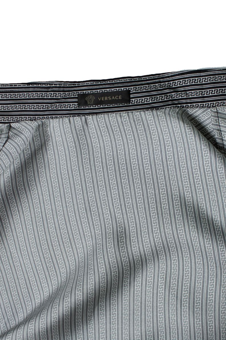 Versace Versace, Black and white greca print shirt Size US M / EU 48-50 / 2 - 8 Thumbnail