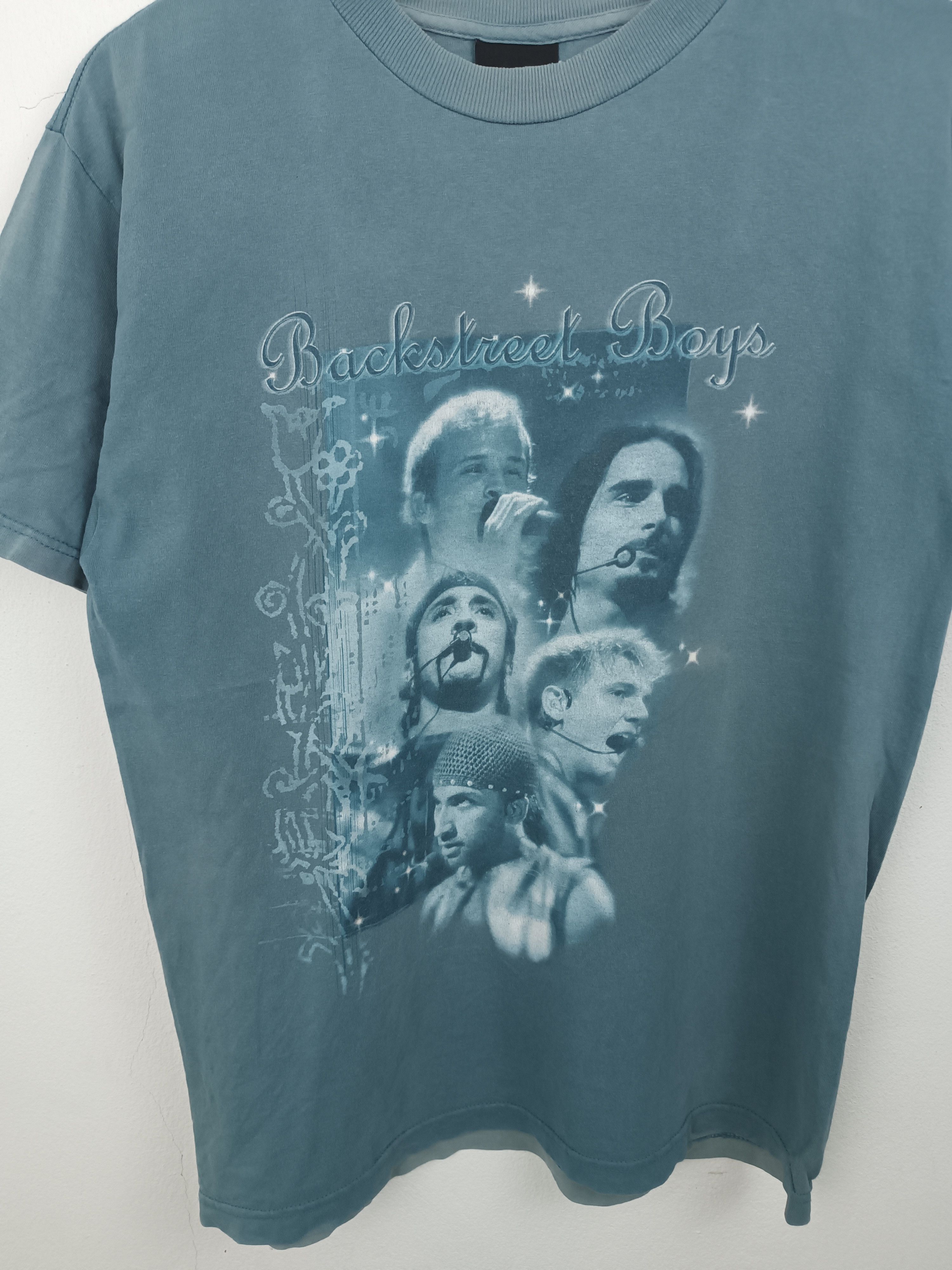 Band Tees VINTAGE 2001 BACKSTREET BOYS BLACK & BLUE TOUR nsync otown Size US M / EU 48-50 / 2 - 5 Thumbnail