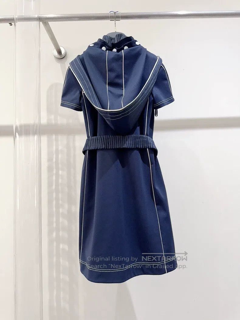 Valentino Valentino dress Size M / US 6-8 / IT 42-44 - 3 Thumbnail