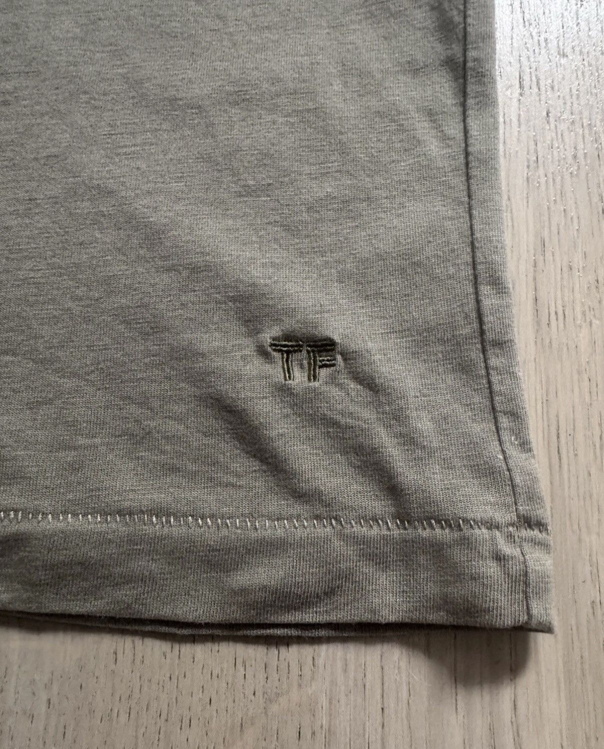 Tom Ford TOM FORD tshirt study REAL TAPE MEASUREMENTS IN PHOTOS Size US M / EU 48-50 / 2 - 8 Thumbnail