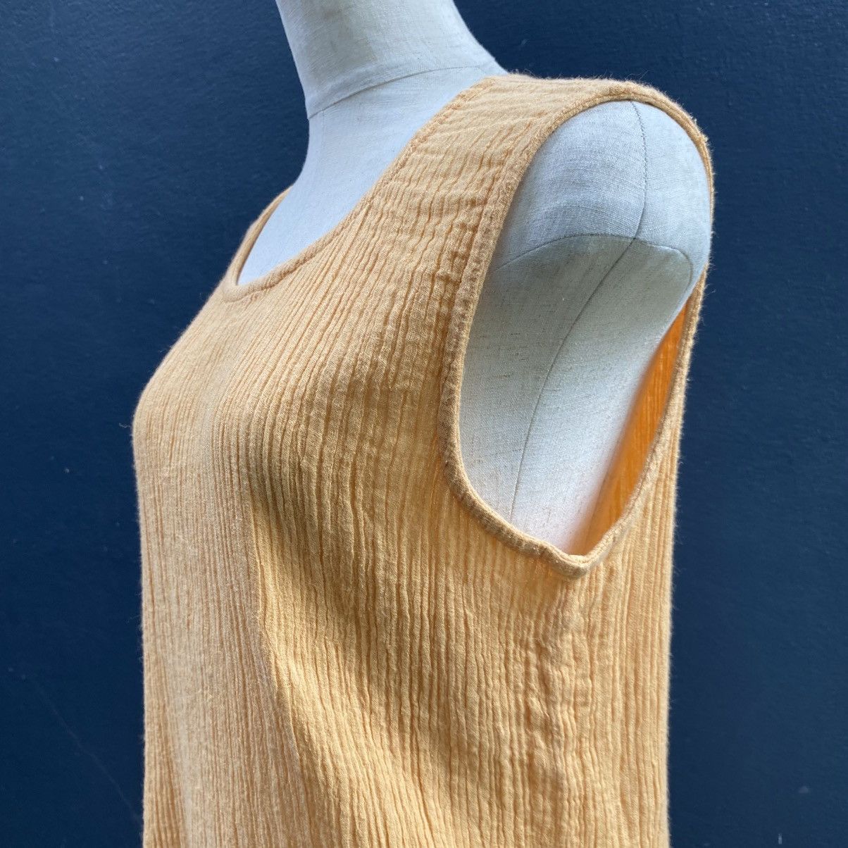 Issey Miyake Plantation Beige Textured Sleeveless Top Size M / US 6-8 / IT 42-44 - 3 Thumbnail