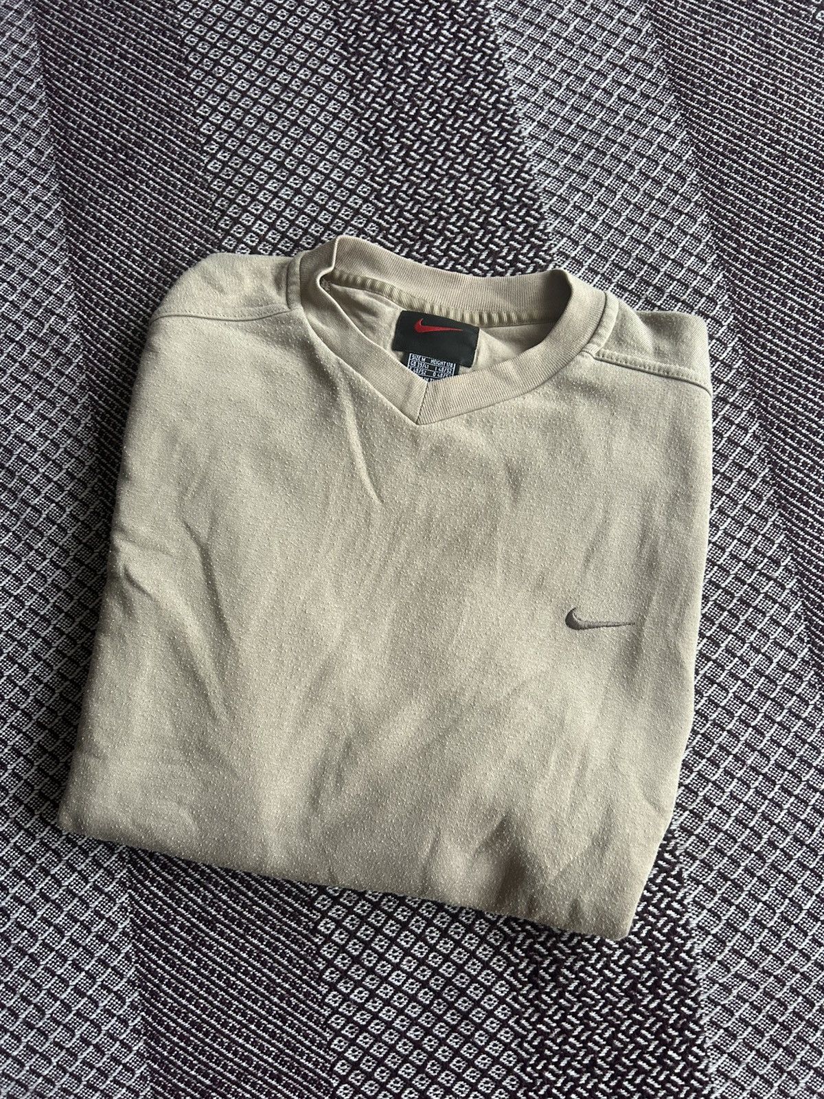 Nike Vintage Nike Beige Sweatshirt 90s Rare Small Logo Size M/L Size US M / EU 48-50 / 2 - 11 Thumbnail