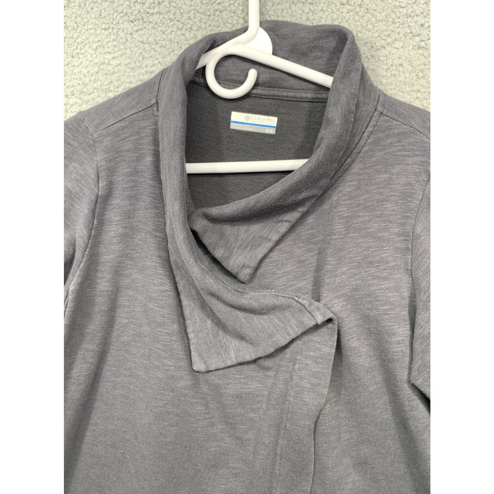 Vintage Columbia Cardigan Shawl Sweater/Sweatshirt Grey Gray Two Button Size Medium Womens All Seasons Size M / US 6-8 / IT 42-44 - 5 Thumbnail