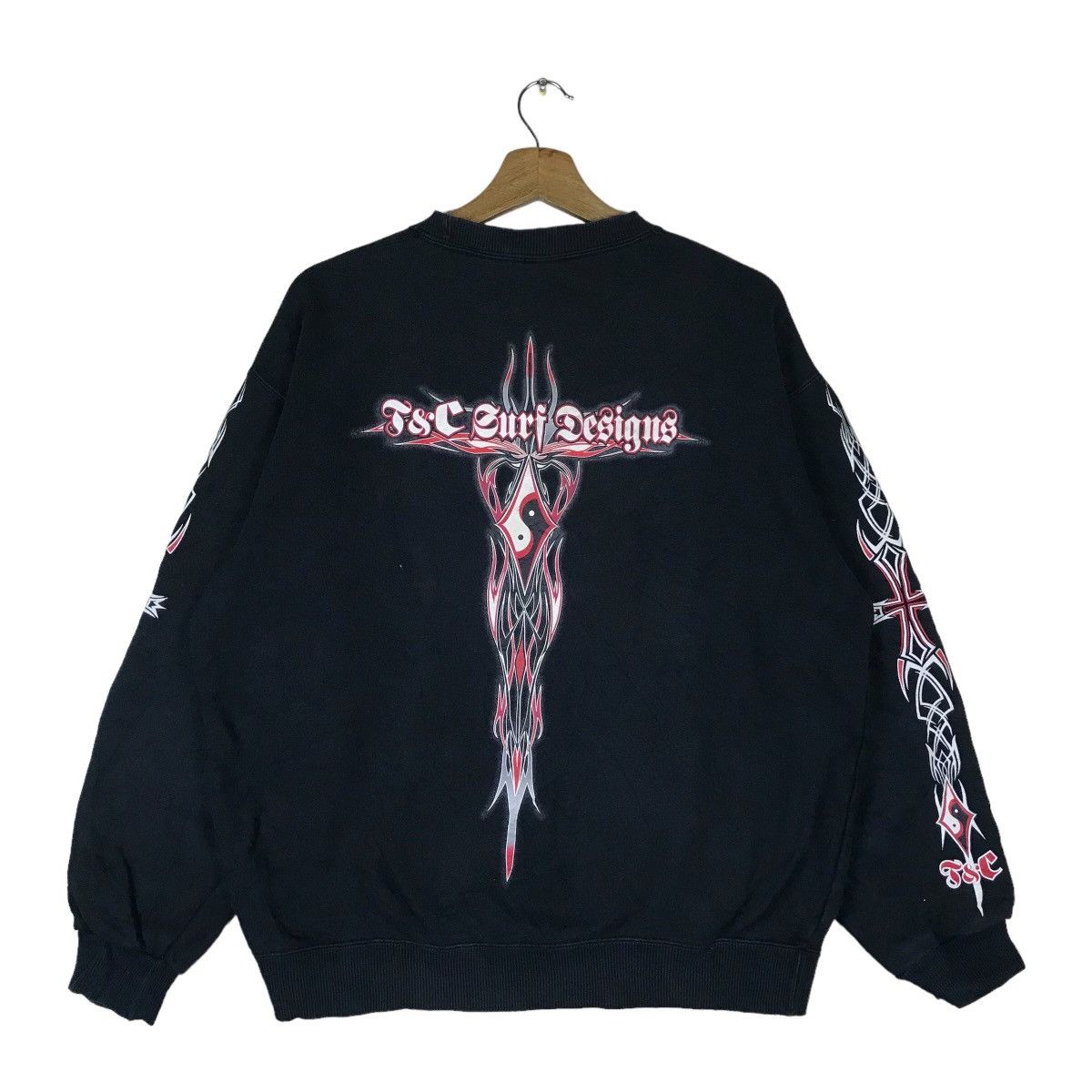 image of Vintage Town And Country Surf Design Pullover Jumper in Black, Men's (Size Medium)