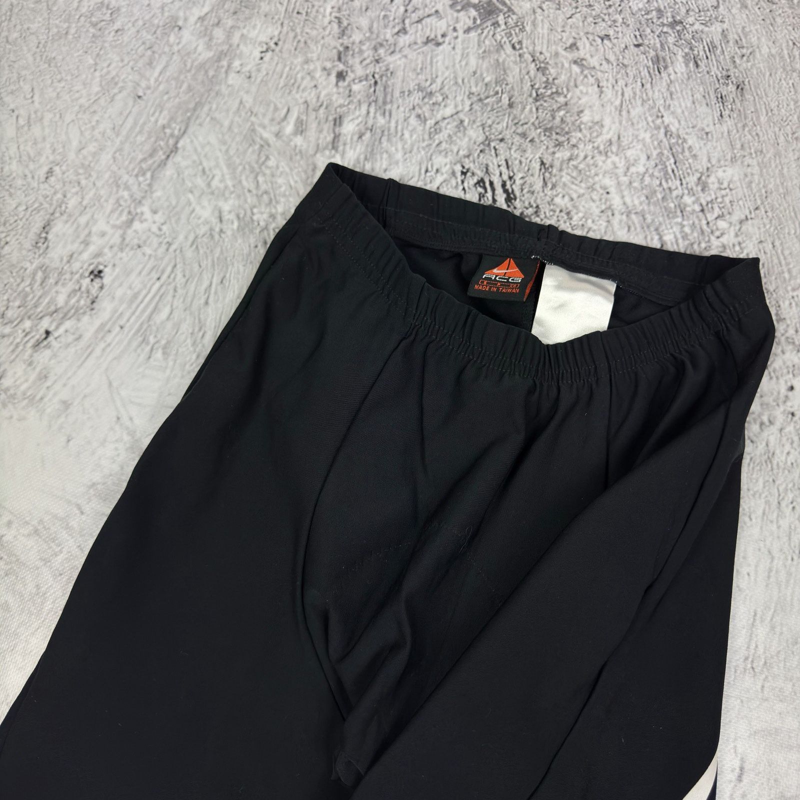 Nike Nike ACG Mens Black White cycling Stretch Shorts S Size US 30 / EU 46 - 6 Thumbnail