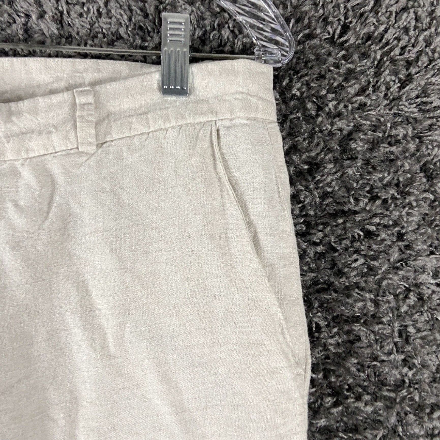 Banana Republic VINTAGE? No. Use: BANANA REPUBLIC Martin Fit Pants Women White 10 Chino Banana Republic Martin-Fit Women’s 10 White Pants Size 32" / US 10 / IT 46 - 3 Thumbnail