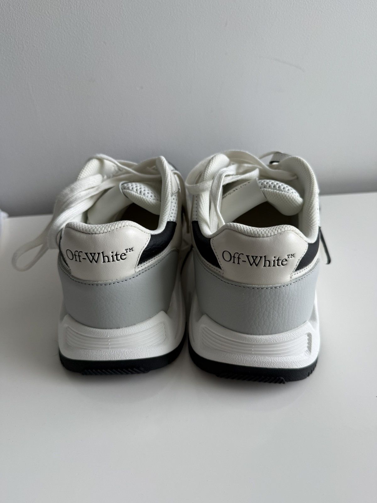 Off-White Off-White Kick Off Low Top Sneakers White Black Size US 10 / EU 43 - 12 Thumbnail