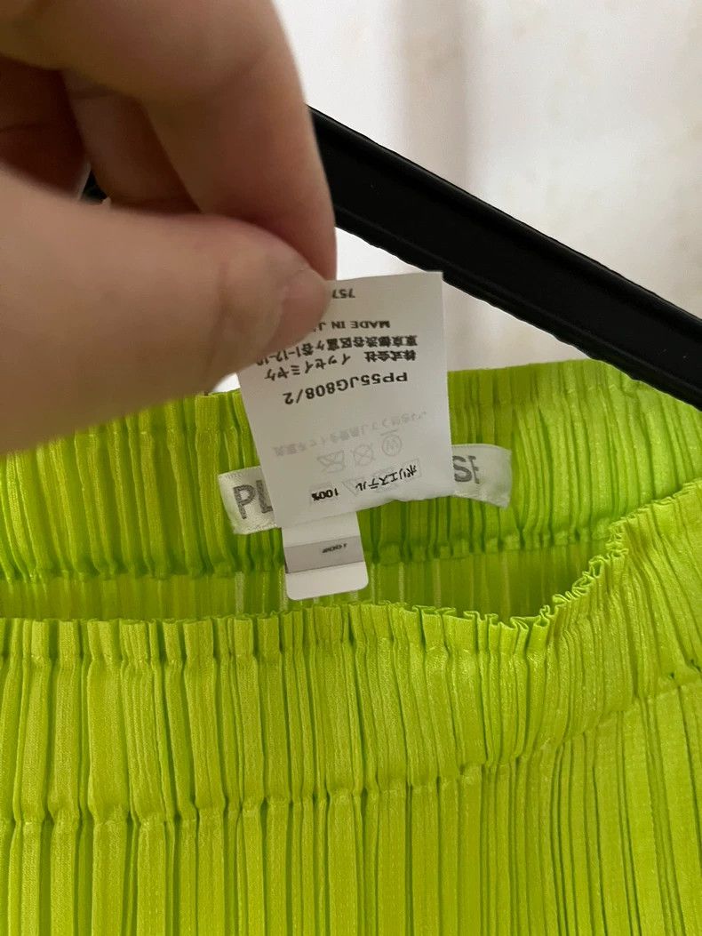 Issey Miyake Issey Miyake size:2 Light green pleated skirt Size 32" / US 10 / IT 46 - 3 Thumbnail
