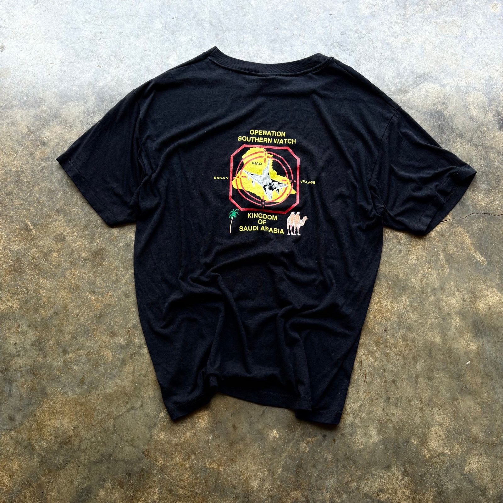 Other × Vintage Vintage 90s Desert Storm Military T-shirt Size US L / EU 52-54 / 3 - 4 Thumbnail