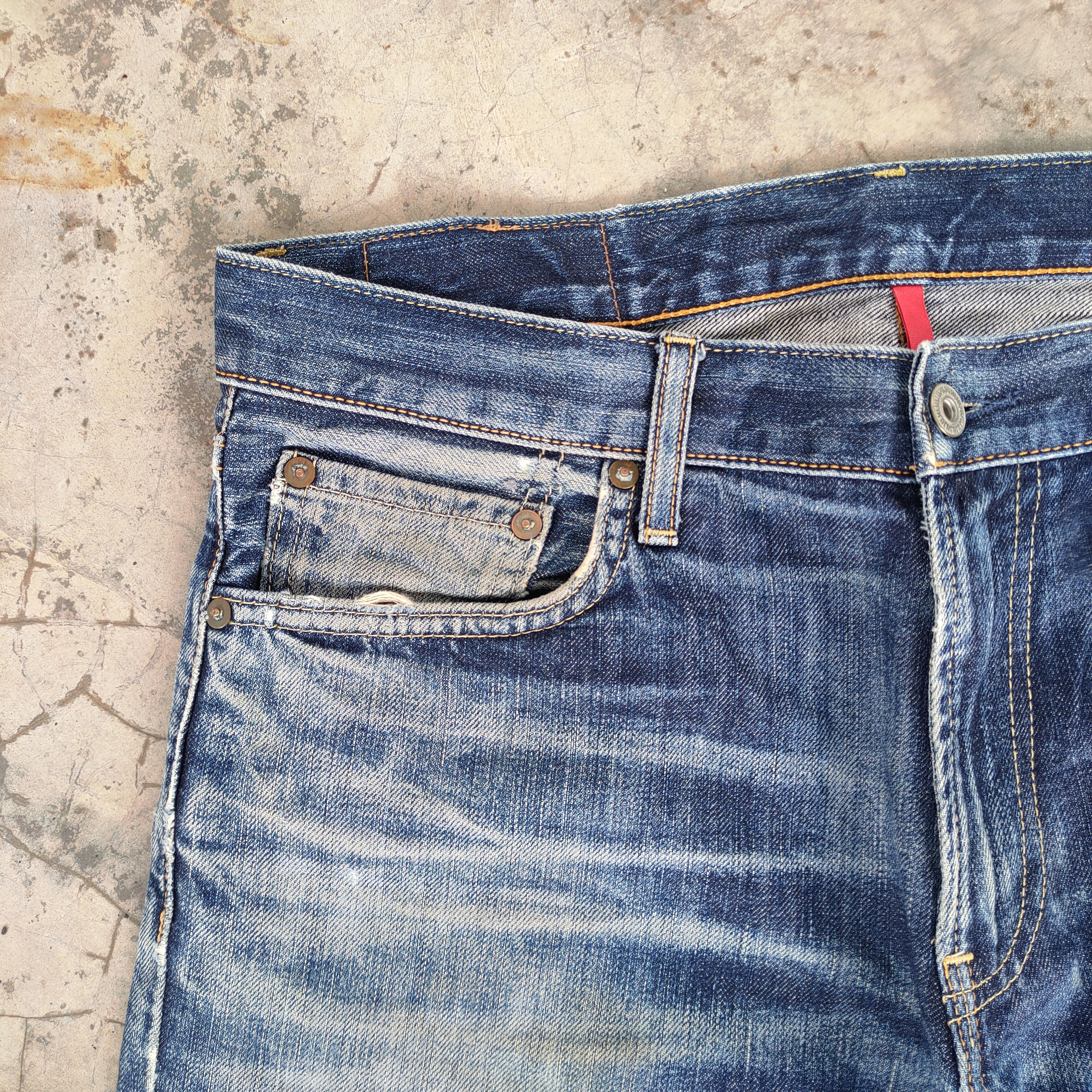Japanese Brand Vintage japanese faded distressed jeans denim pants Size US 34 / EU 50 - 6 Thumbnail