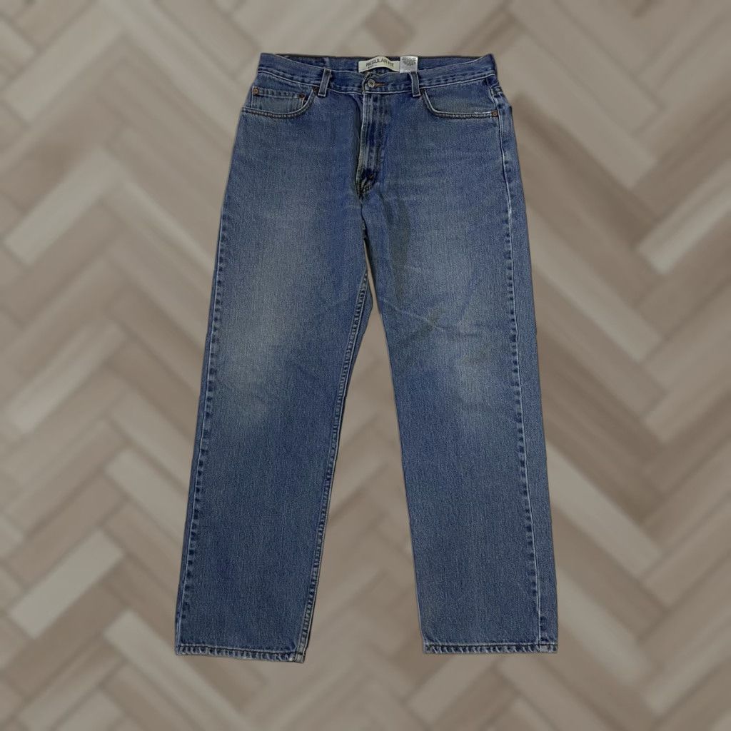 Levi's Levi's 505 Jeans Regular Fit Straight Leg Medium Blue Denim 36x32 Mens Pants Belt Loops 5-Pocket Design Size US 36 / EU 52 - 1 Thumbnail