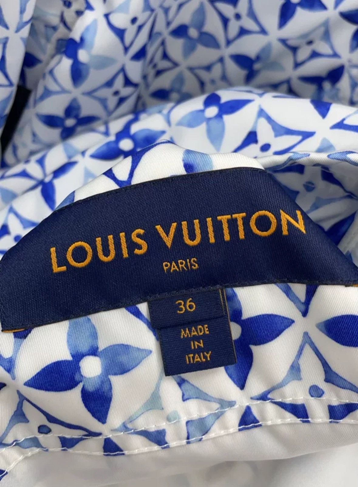 Louis Vuitton Louis Vuitton Blue full logo hooded jacket 2412-Nextarrow Size US S / EU 44-46 / 1 - 6 Thumbnail