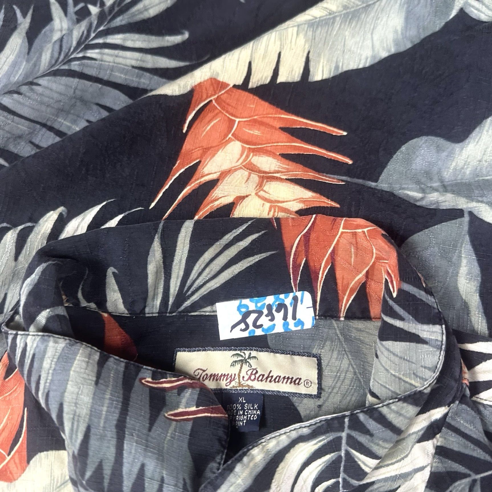 Tommy Bahama Tommy Bahama Button-Up Silk Blend Shirt Mens XL Black Floral Shirt Size US XL / EU 56 / 4 - 7 Thumbnail