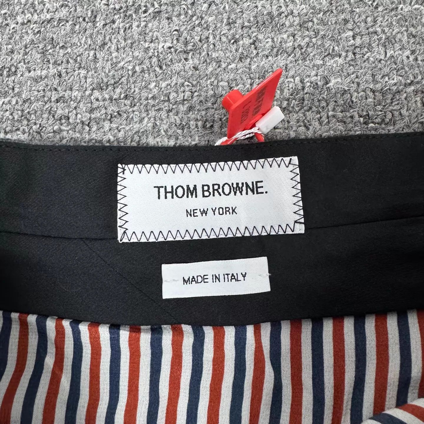 Thom Browne TB 4-Stripe Wool Pleated Gray Skirt 40 99 New Size 27" / US 4 / IT 40 - 4 Thumbnail
