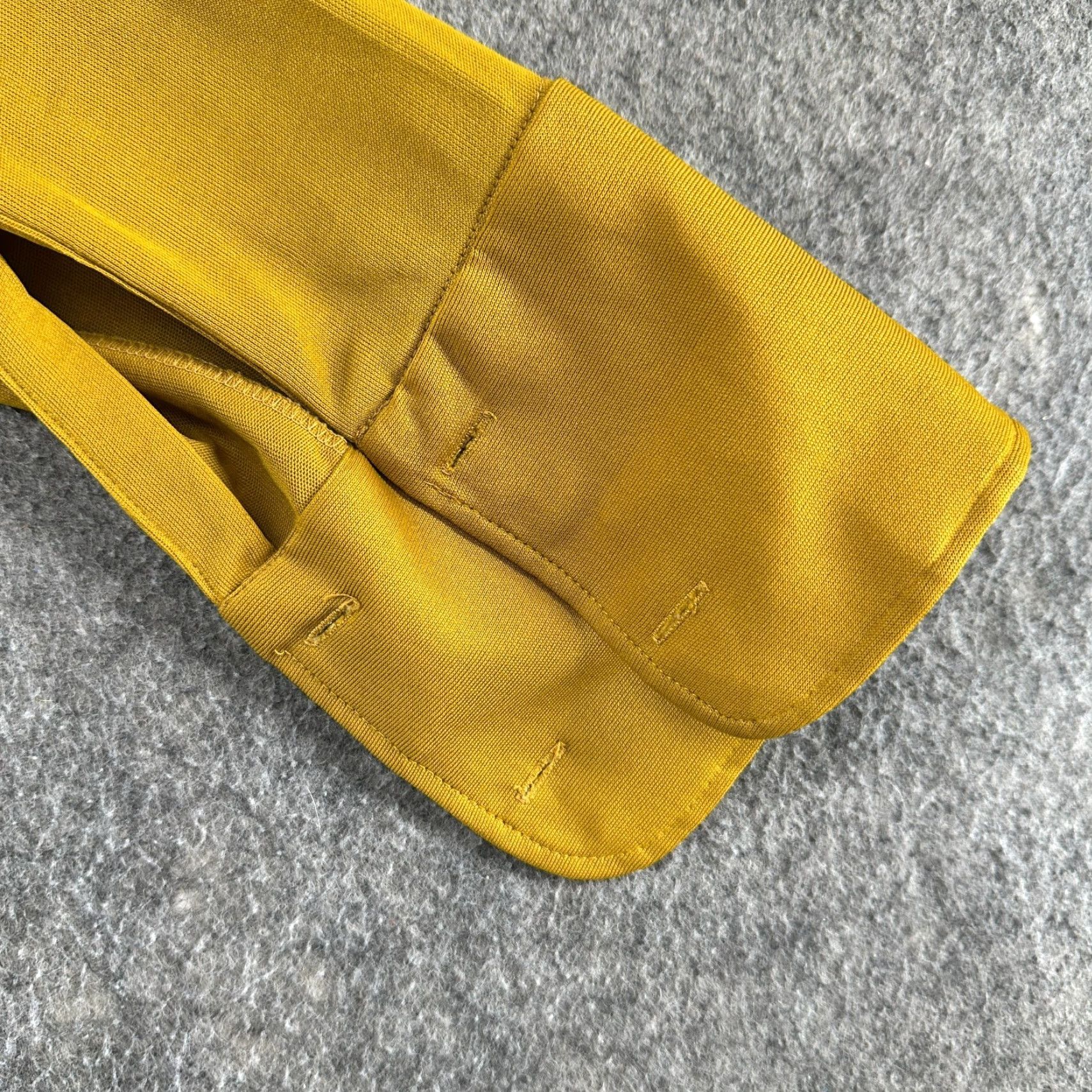 Vintage VINTAGE Towncraft Shirt Mens 15.5 34 Yellow Button Up Long Sleeve Tapered 70s Size US L / EU 52-54 / 3 - 4 Thumbnail