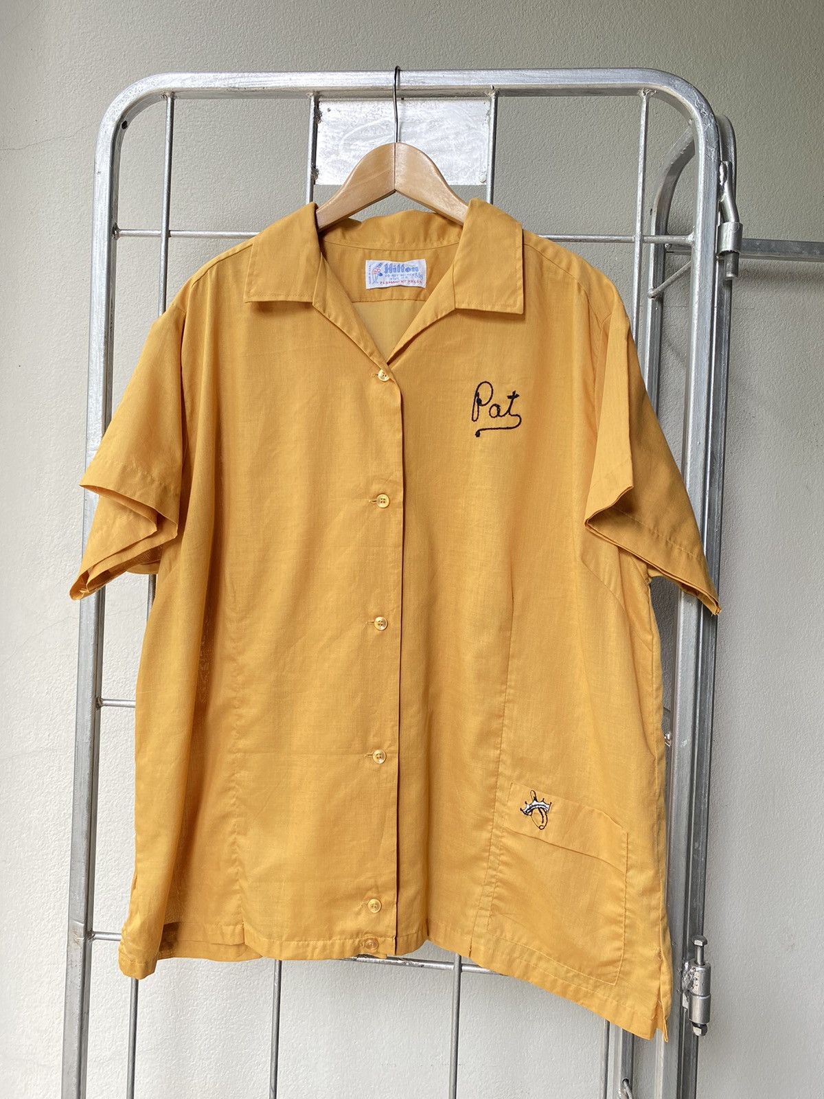 Vintage Hilton Yellow Embroidered Bowling Shirt Size S / US 4 / IT 40 - 2 Thumbnail