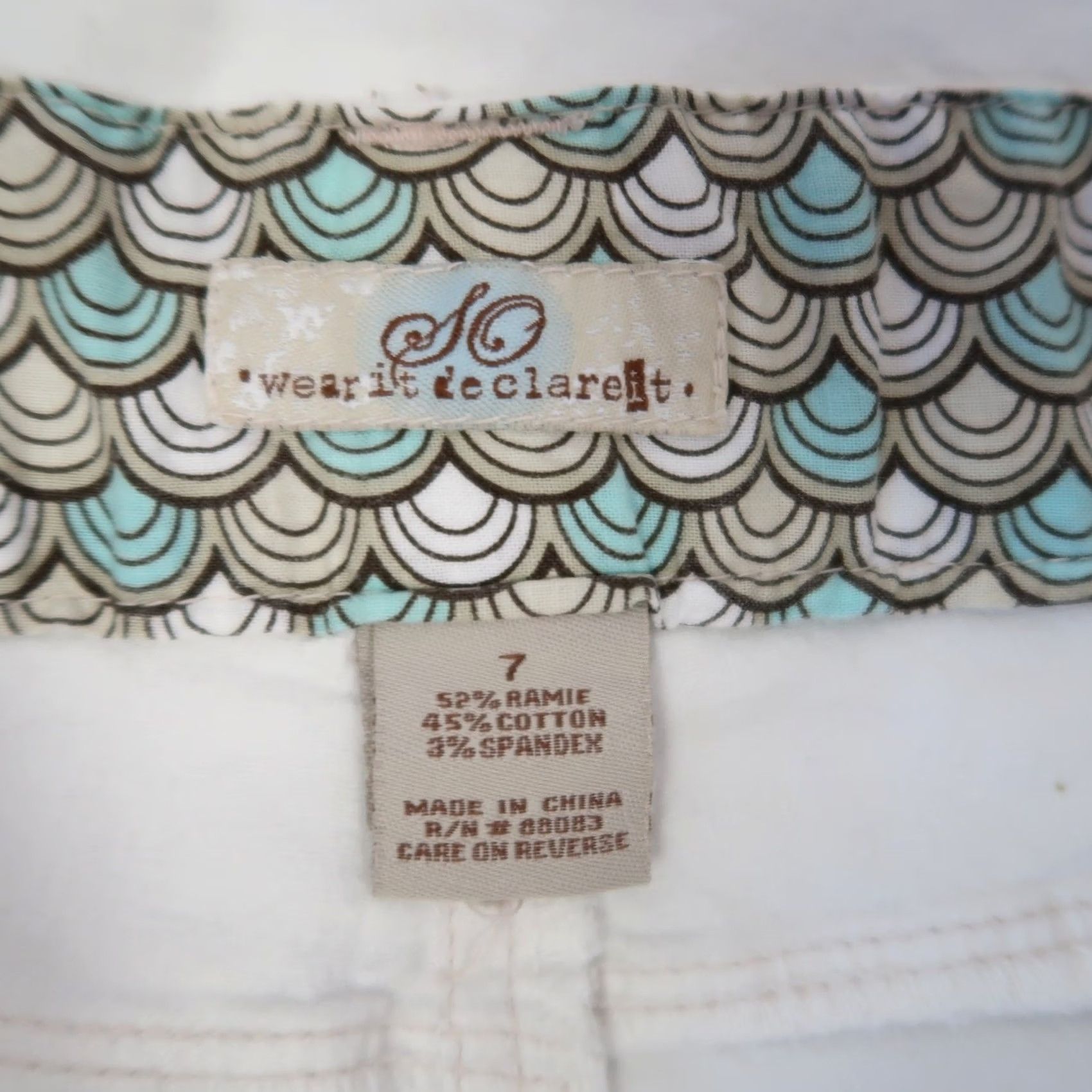 Vintage VINTAGE SO White Cream Low Rise Long Bermuda Shorts 7 Womens Size 28" / US 6 / IT 42 - 4 Thumbnail