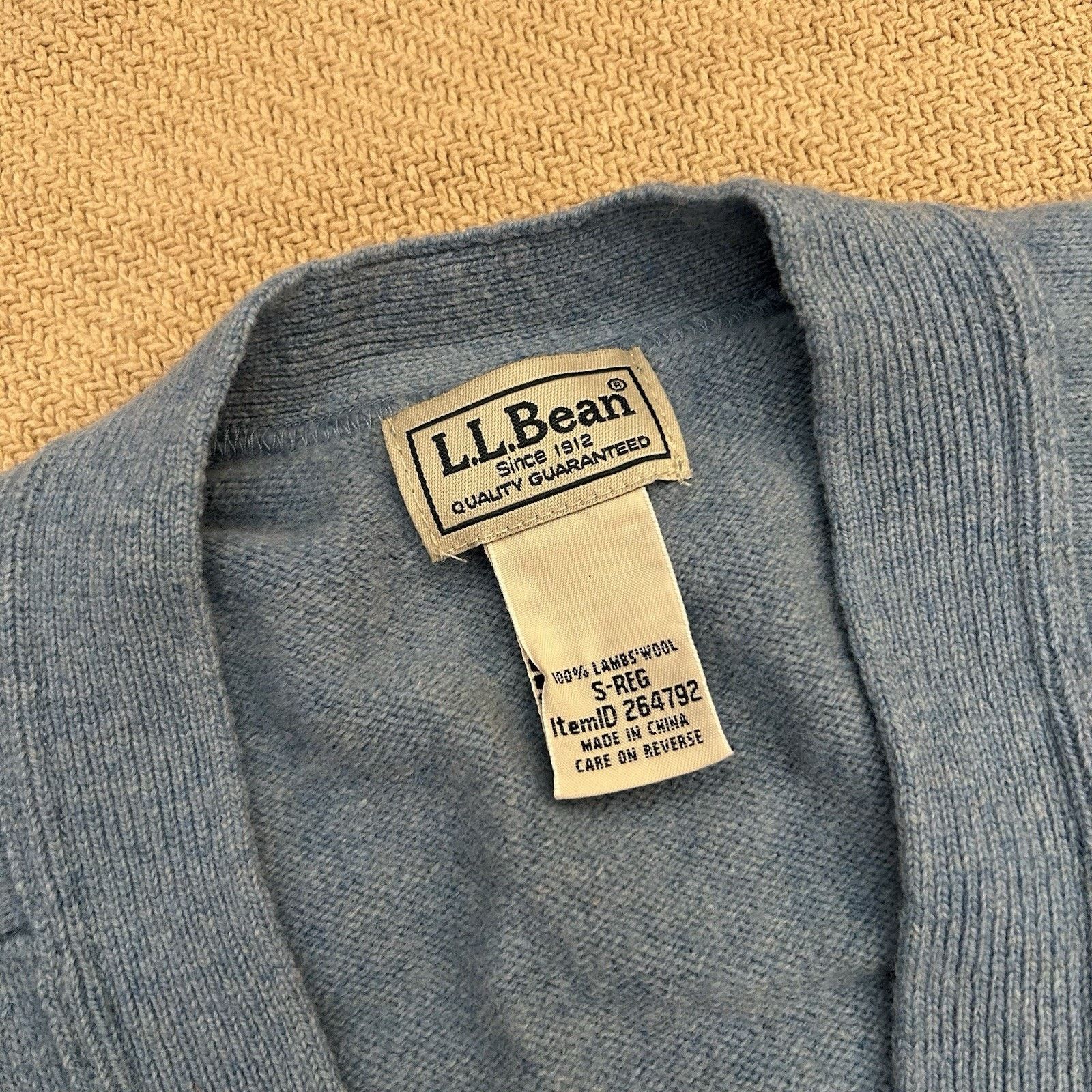 L.L. Bean Ll Bean Lamb Wool Knit Blue Cardigan Sweater Small Size US S / EU 44-46 / 1 - 3 Thumbnail