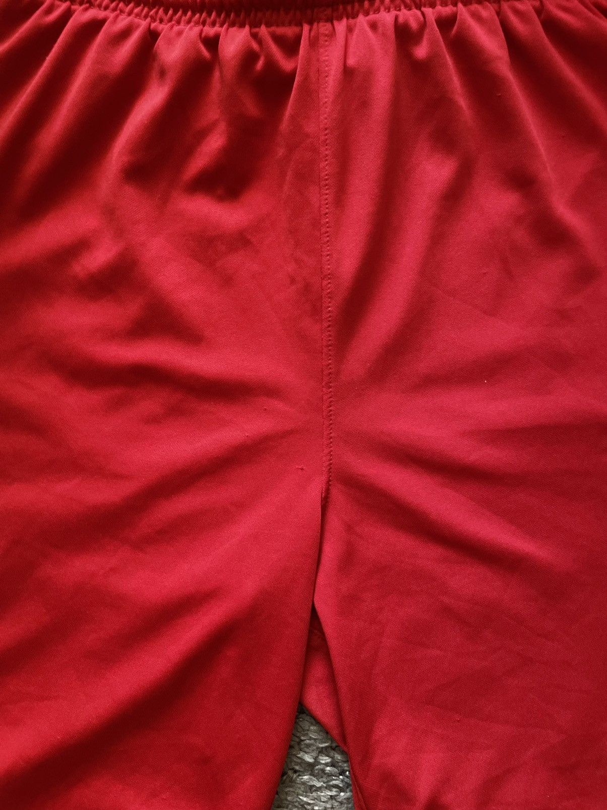 Nike × Vintage Nike Shorts F.C. Liverpool Streetwear Vintage Logo Swoosh Size US 30 / EU 46 - 5 Thumbnail