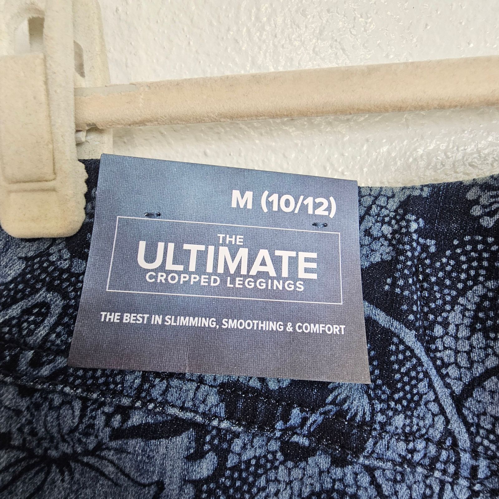 Soft Surroundings Soft Surroundings The Ultimate Cropped Leggings Floral Sz M Size 32" / US 10 / IT 46 - 10 Thumbnail