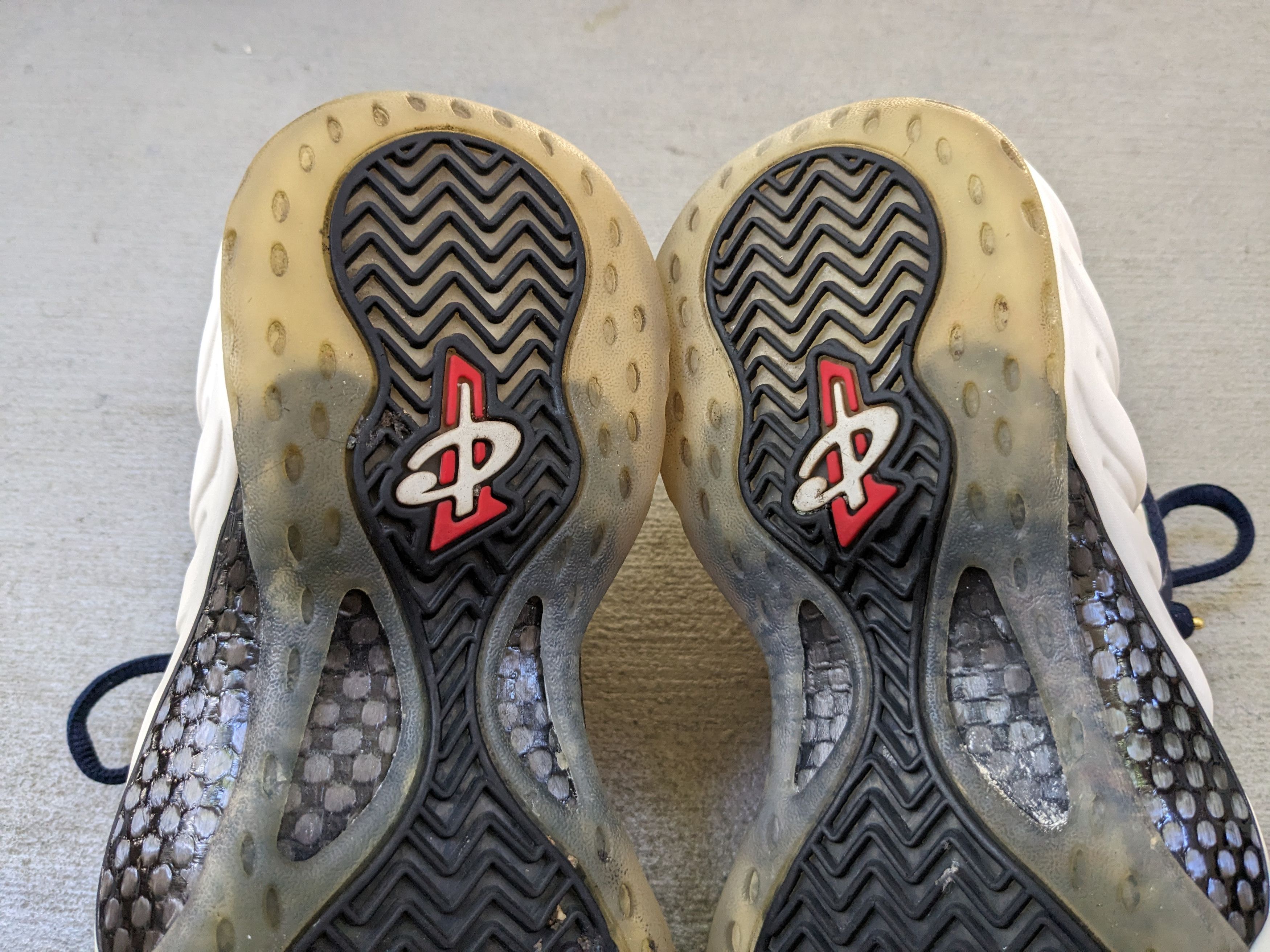 Nike Air Foamposite One Olympic PRM 2016 8.5 575420-400 Size US 8.5 / EU 41-42 - 15 Thumbnail