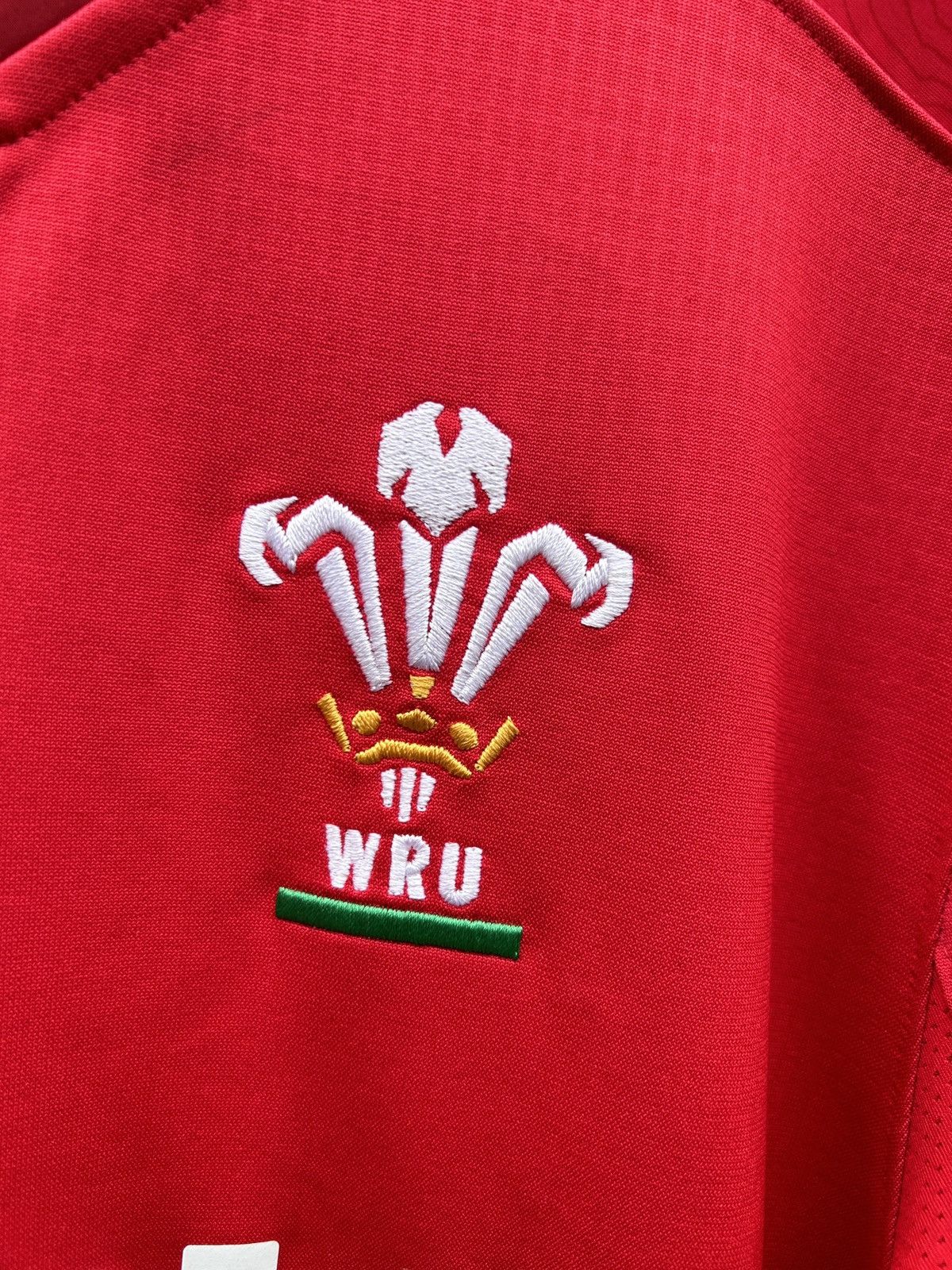 Under Armour Under Armour Wales Rugby Union WRU 2018/19 Home Jersey Size US XL / EU 56 / 4 - 3 Thumbnail