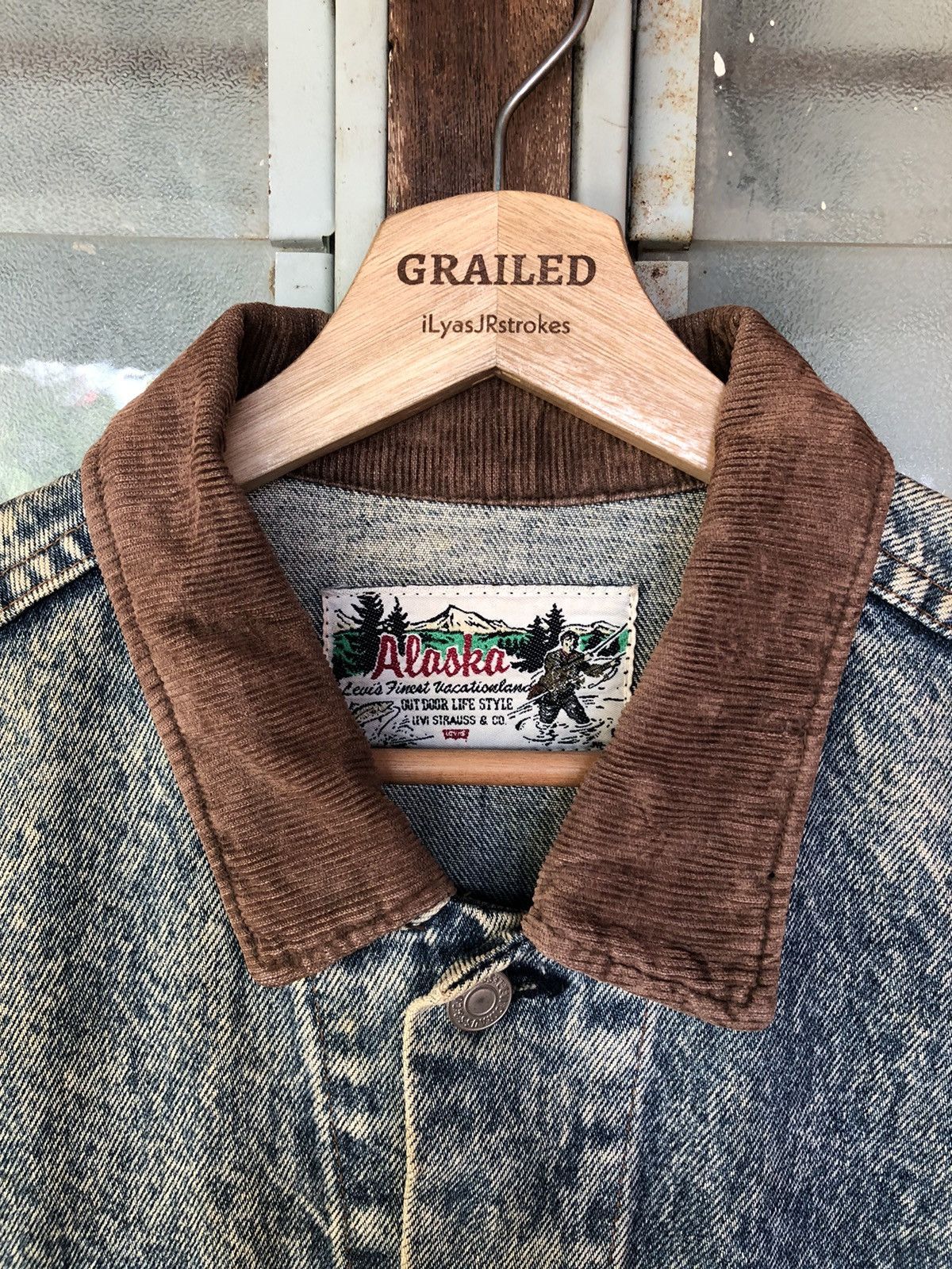 Levi's Vintage Clothing Vintage Levi’s Acid Wash Alaska Denim Jacket Rare Size US M / EU 48-50 / 2 - 24 Thumbnail