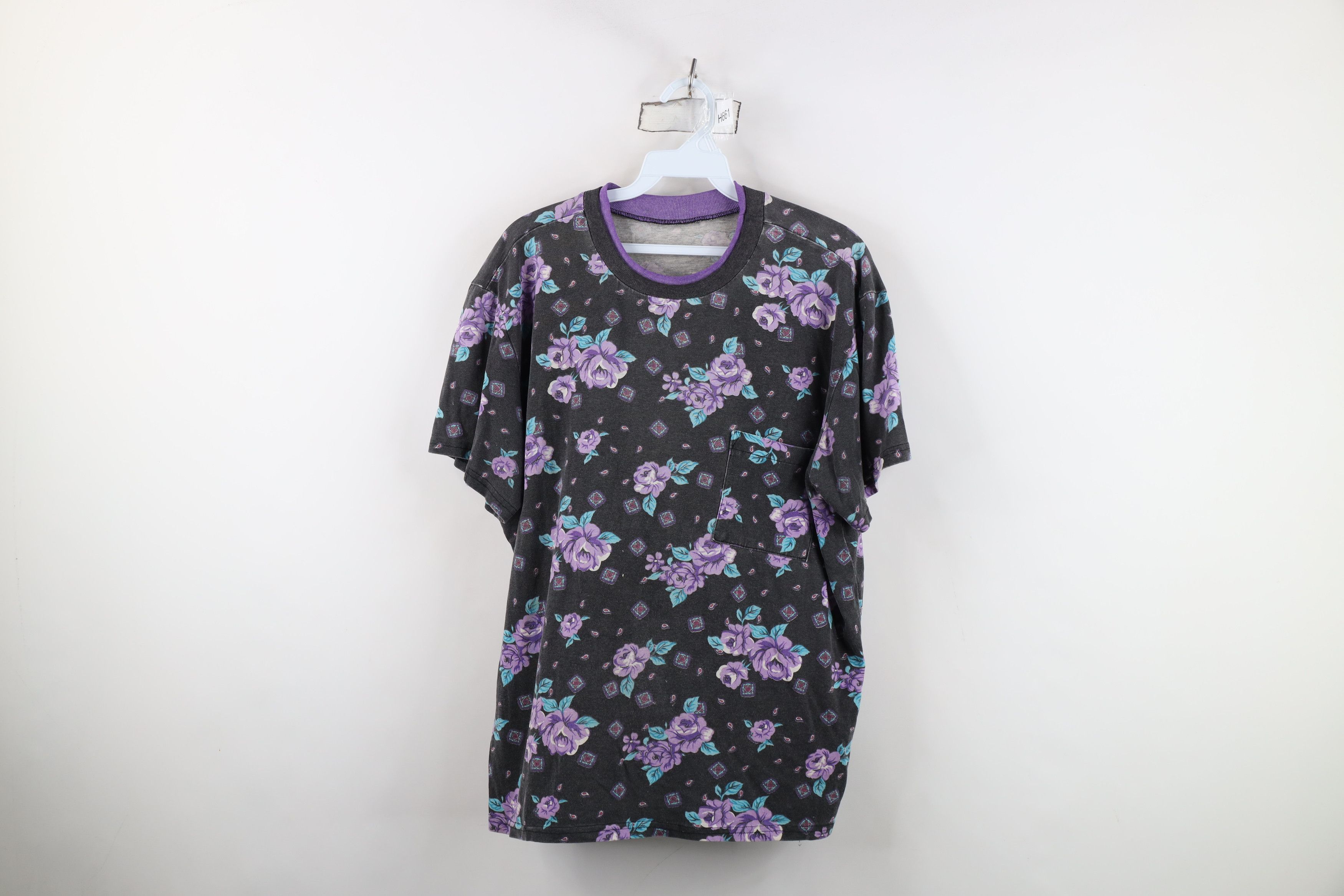 Vintage Vintage 90s Streetwear Flower All Over Print Pocket T-Shirt Size XL / US 12-14 / IT 48-50 - 1 Thumbnail