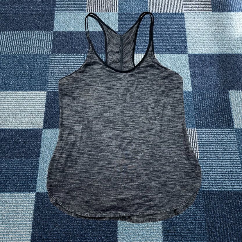 Lululemon Lululemon Tank Top Womens 4 What The Sport Singlet Heathered Gray Split Strap Sleeveless Racerback Athletic Basic Activewear Running Size S / US 4 / IT 40 - 1 Thumbnail