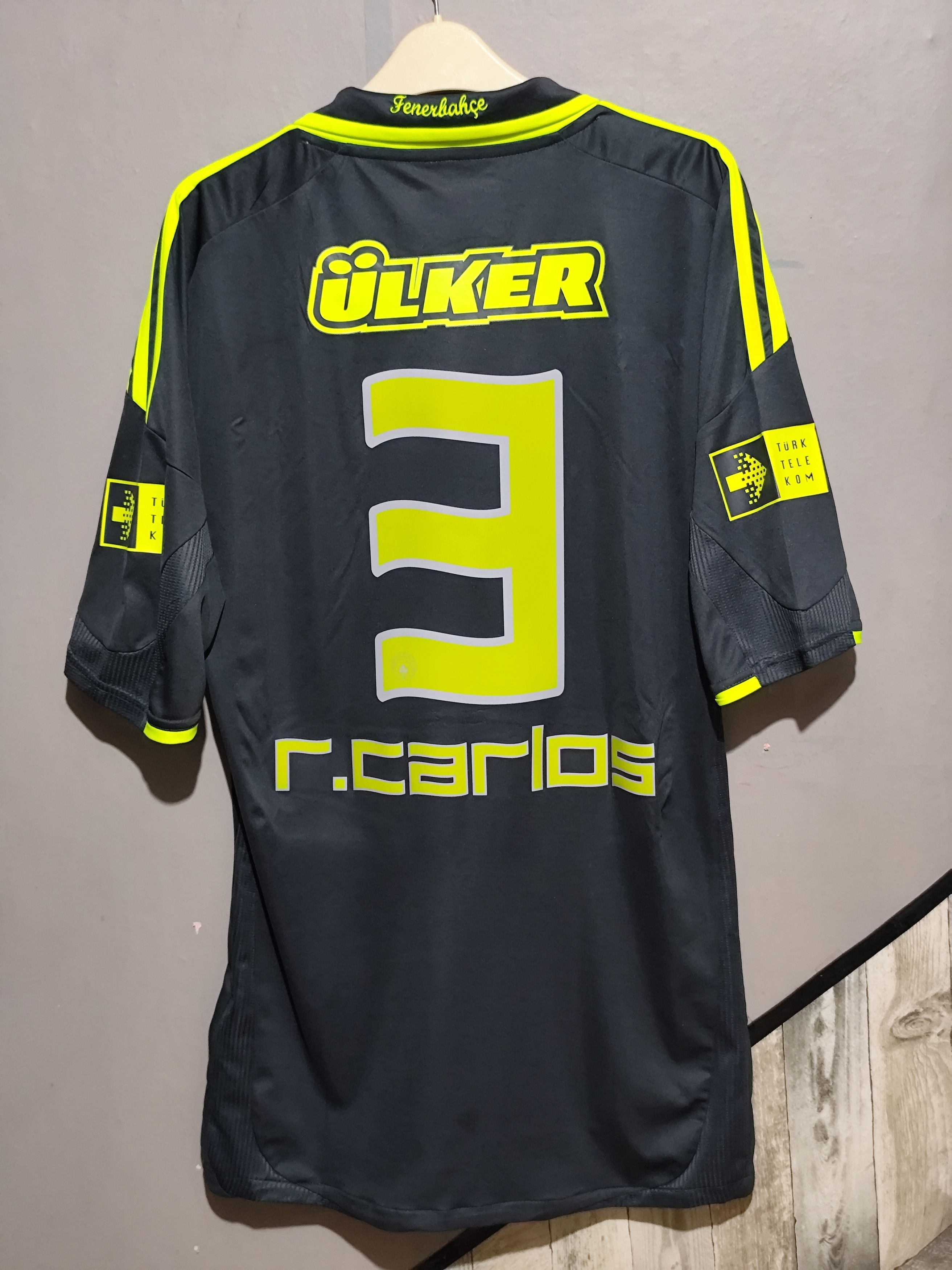 Adidas x Fenerbahce 2009-10 R. Carlos #3 Third Jersey