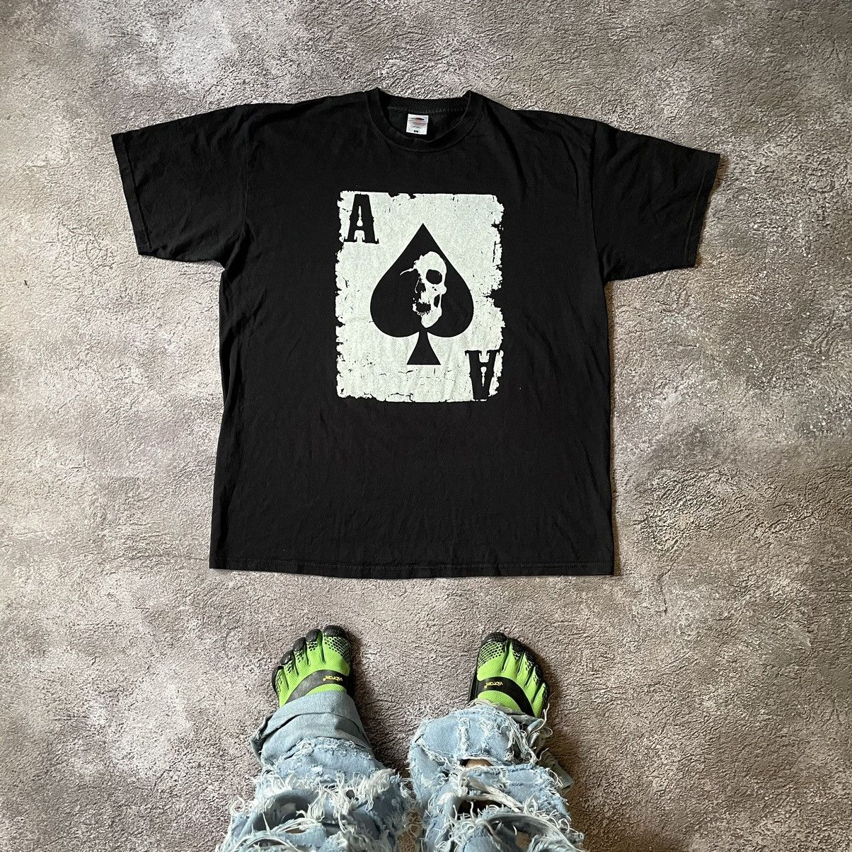 Vintage Vintage Y2K Spade Cards Graphic Tee Grunge Skater Worn In XL Size US XL / EU 56 / 4 - 1 Thumbnail