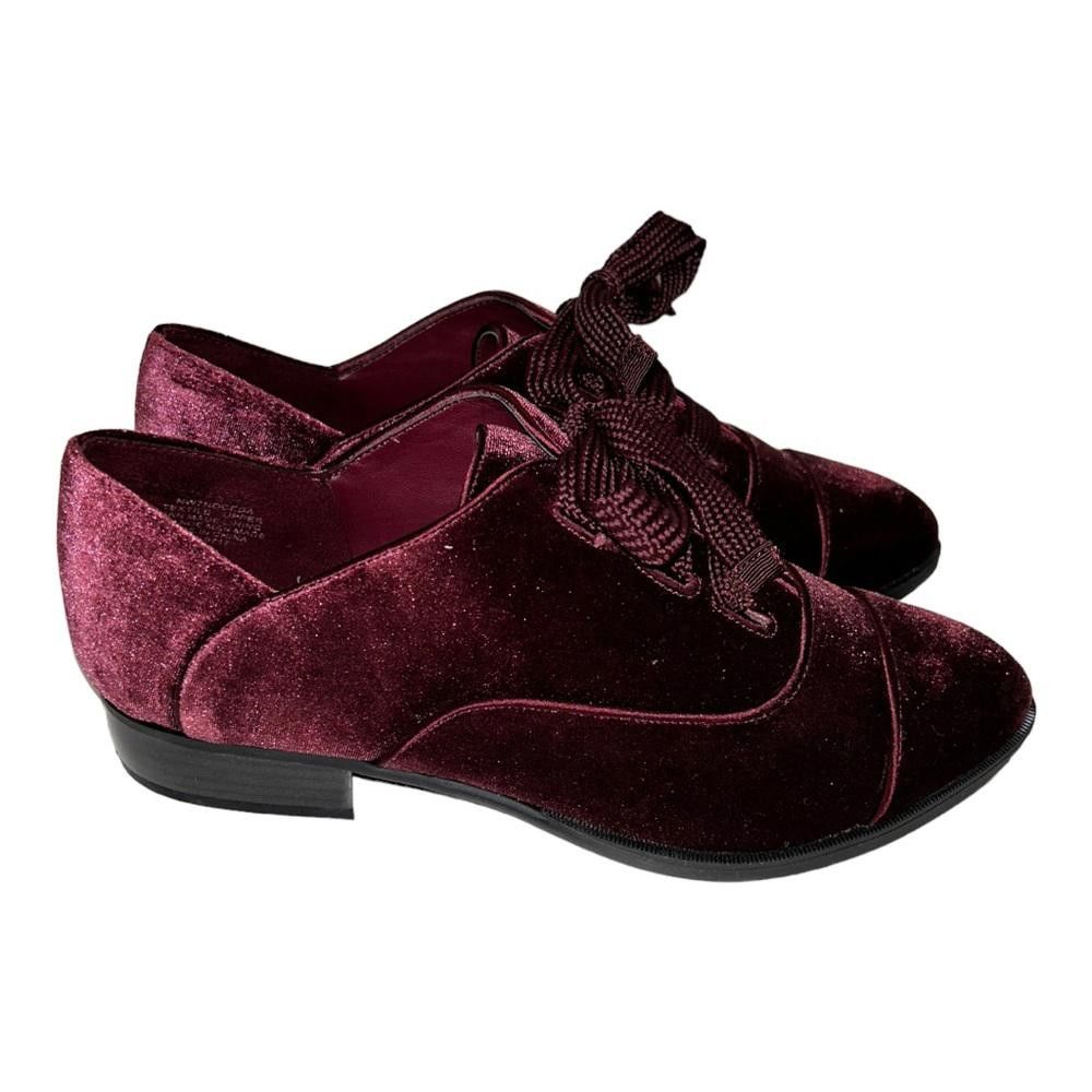 Nine West Nine West l NWOT Burgundy Velvet Oxfords Size 7.5 Size US 7.5 / IT 37.5 - 2 Thumbnail