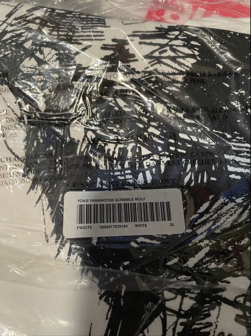 Supreme Brand New Supreme Yohji Yamamoto Scribble Wolf Tee in sz XL Size US XL / EU 56 / 4 - 2 Thumbnail