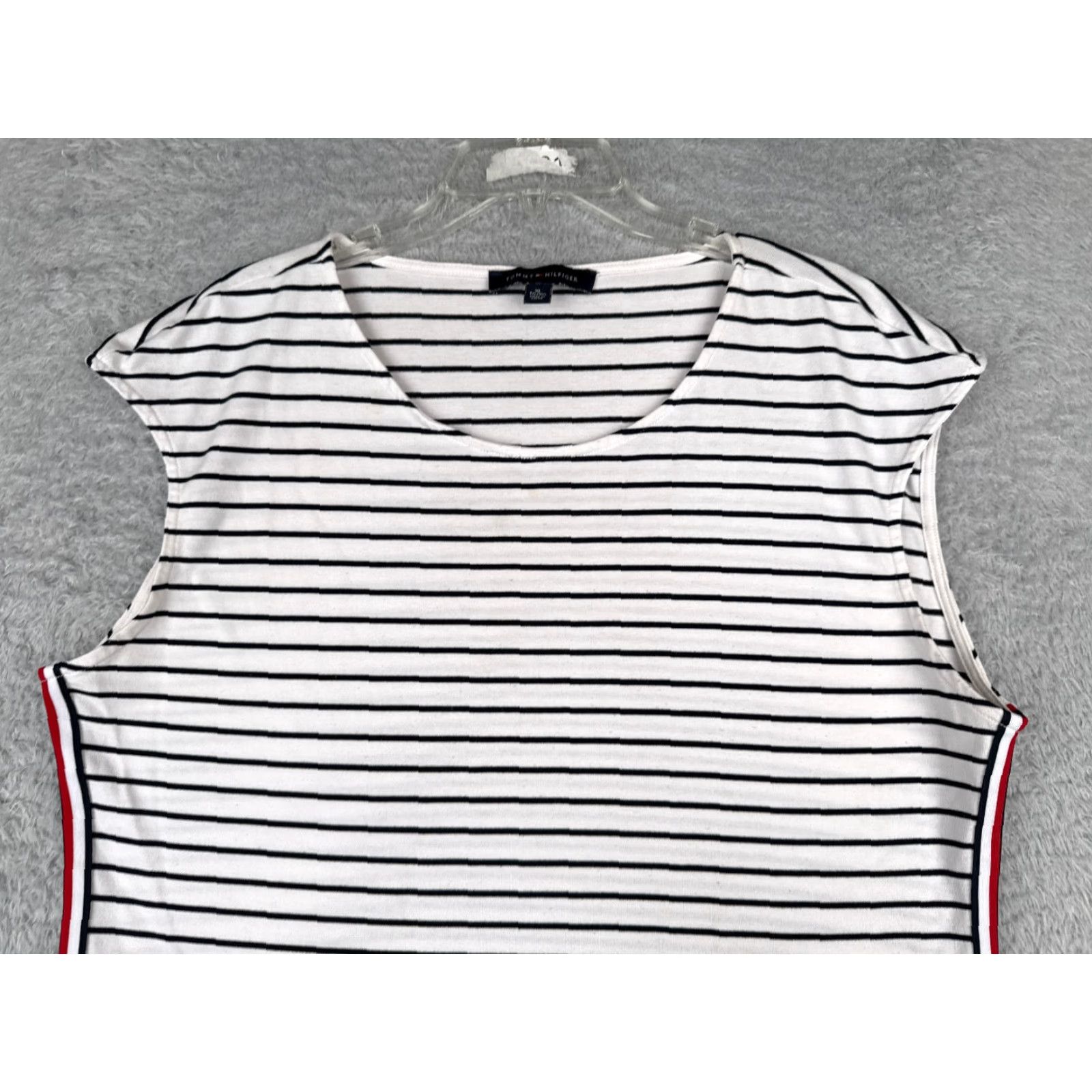 Tommy Hilfiger VINTAGE Tommy Hilfiger Shirt Women XL White Stripe Tank Sleeveless Poly Blend Casual Workwear 80s 90s Mens Girls Womens Size XL / US 12-14 / IT 48-50 - 4 Thumbnail