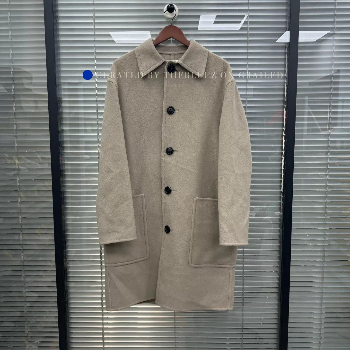AMI Chestnut Overcoat in Excellent Condition Size US S / EU 44-46 / 1 - 1 Thumbnail